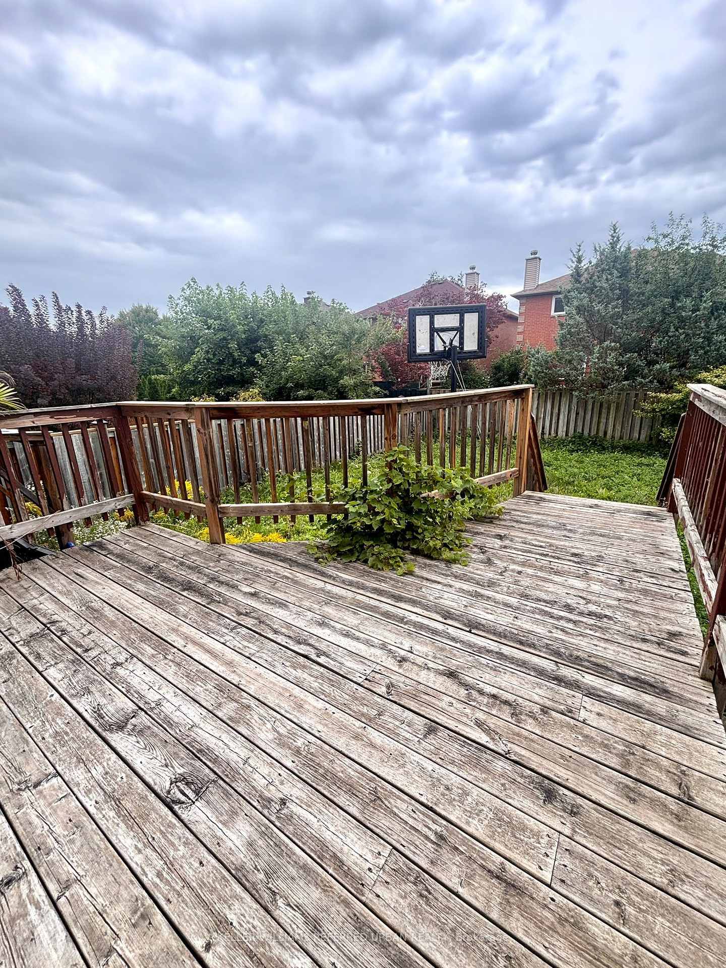 Photo 32 of 24 Holmes Crescent, Ajax, Central West — HOMEH