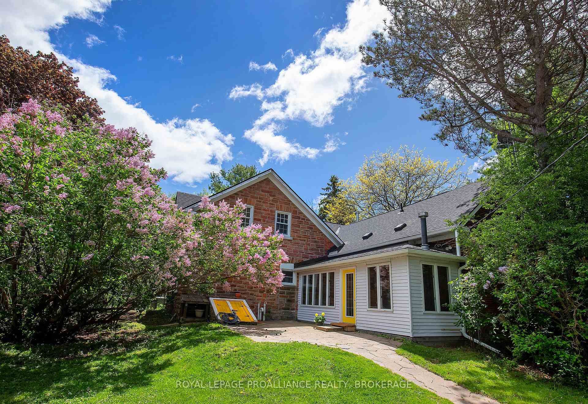 Photo 4 of 2345 Hughes Road, Kingston, City North of 401 — HOMEH