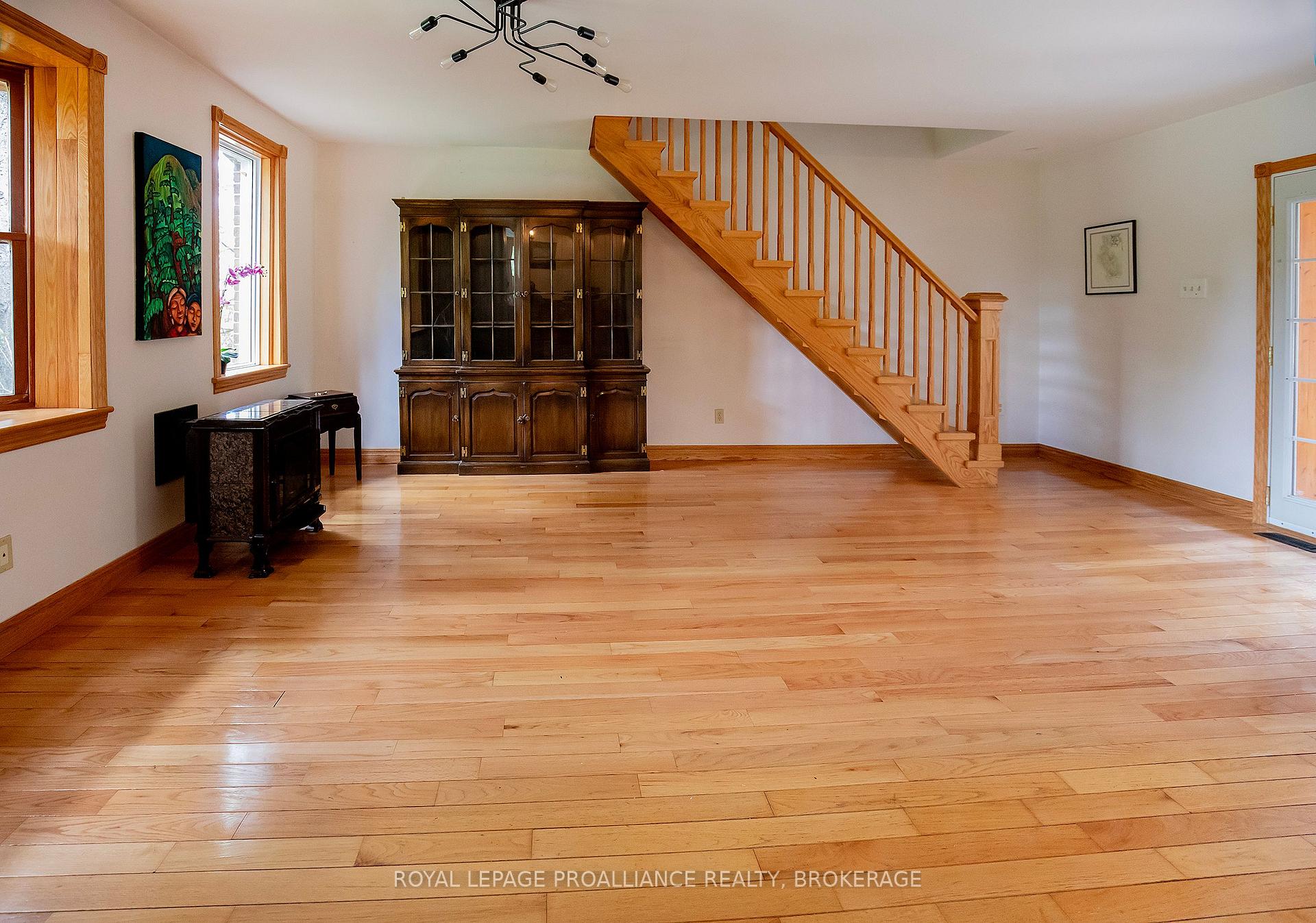 Photo 10 of 2345 Hughes Road, Kingston, City North of 401 — HOMEH