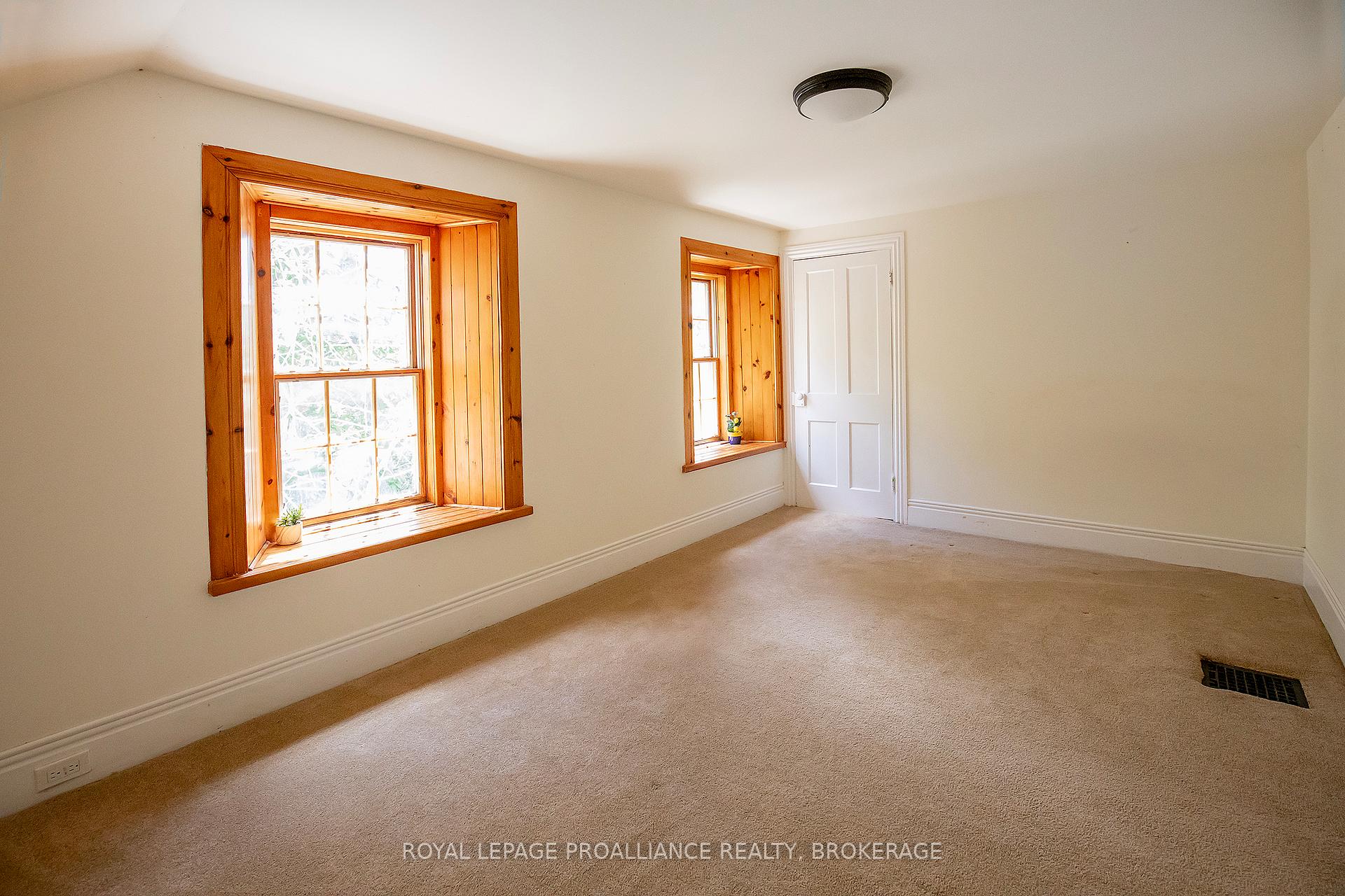 Photo 25 of 2345 Hughes Road, Kingston, City North of 401 — HOMEH