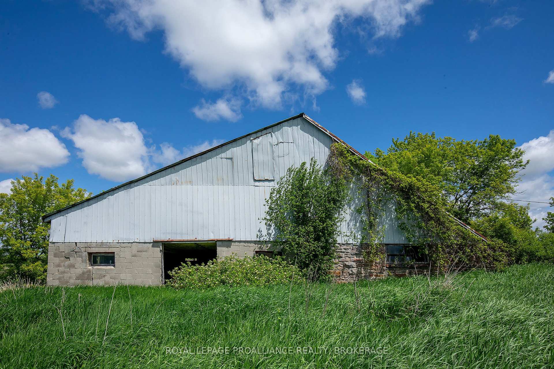 Photo 40 of 2345 Hughes Road, Kingston, City North of 401 — HOMEH