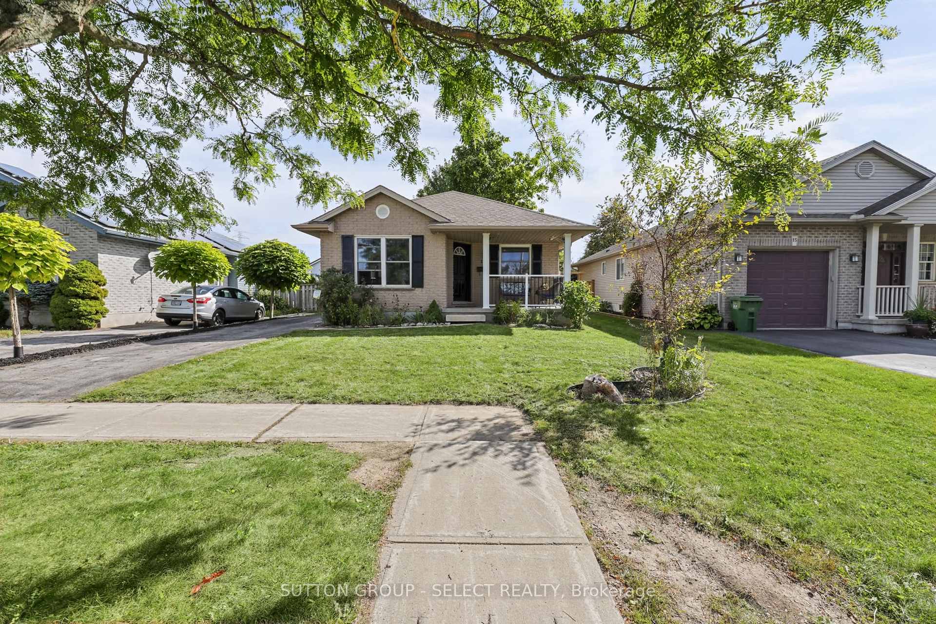 Photo of 13 Goldenrod Court