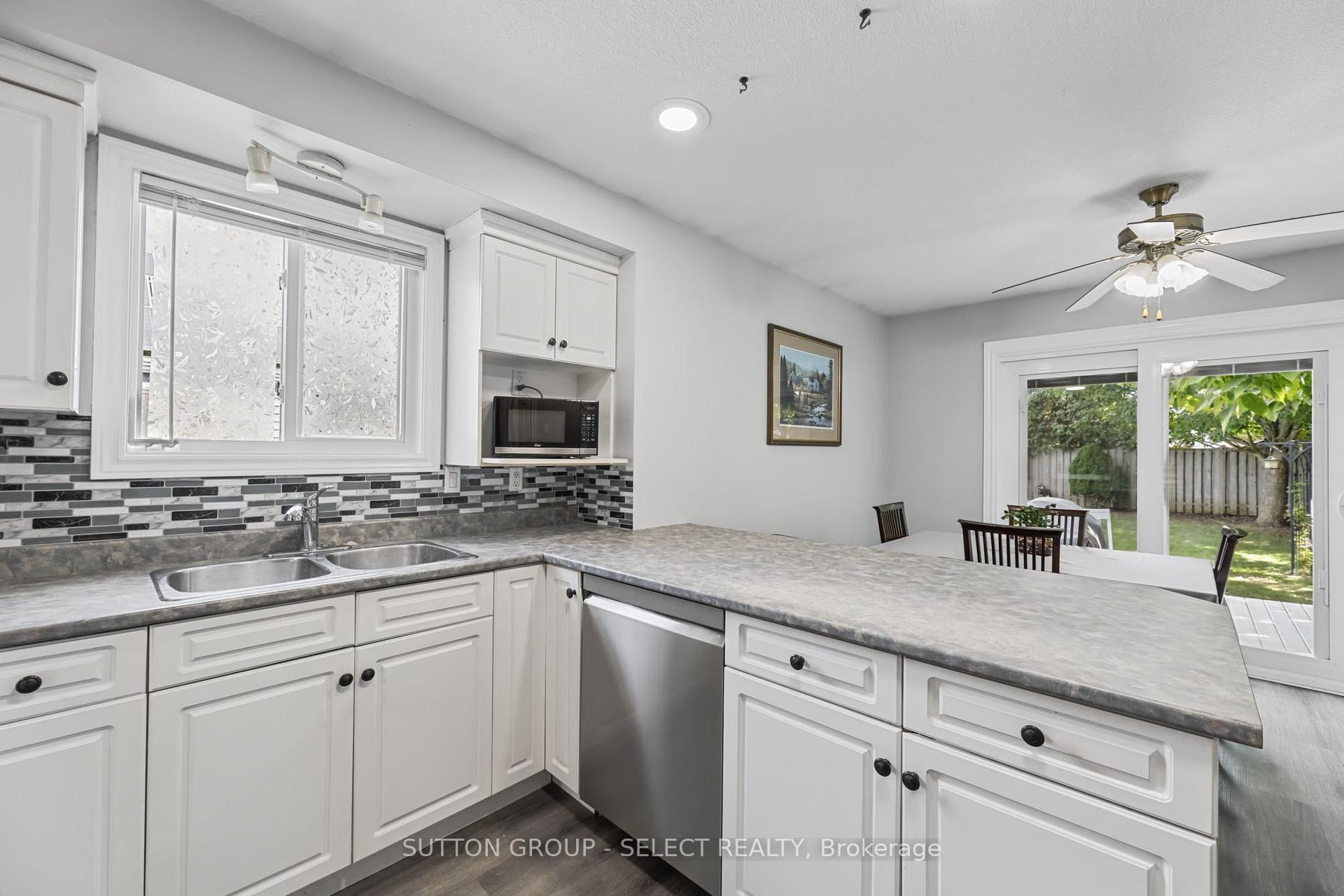 Photo 10 of 13 Goldenrod Court, St. Thomas — HOMEH