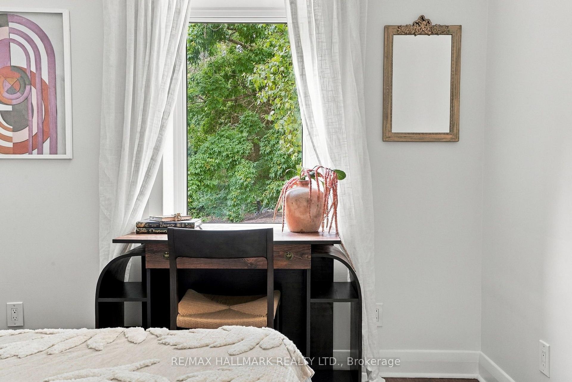 Photo 35 of 91 Glen Davis Crescent, Toronto, East End-Danforth — HOMEH