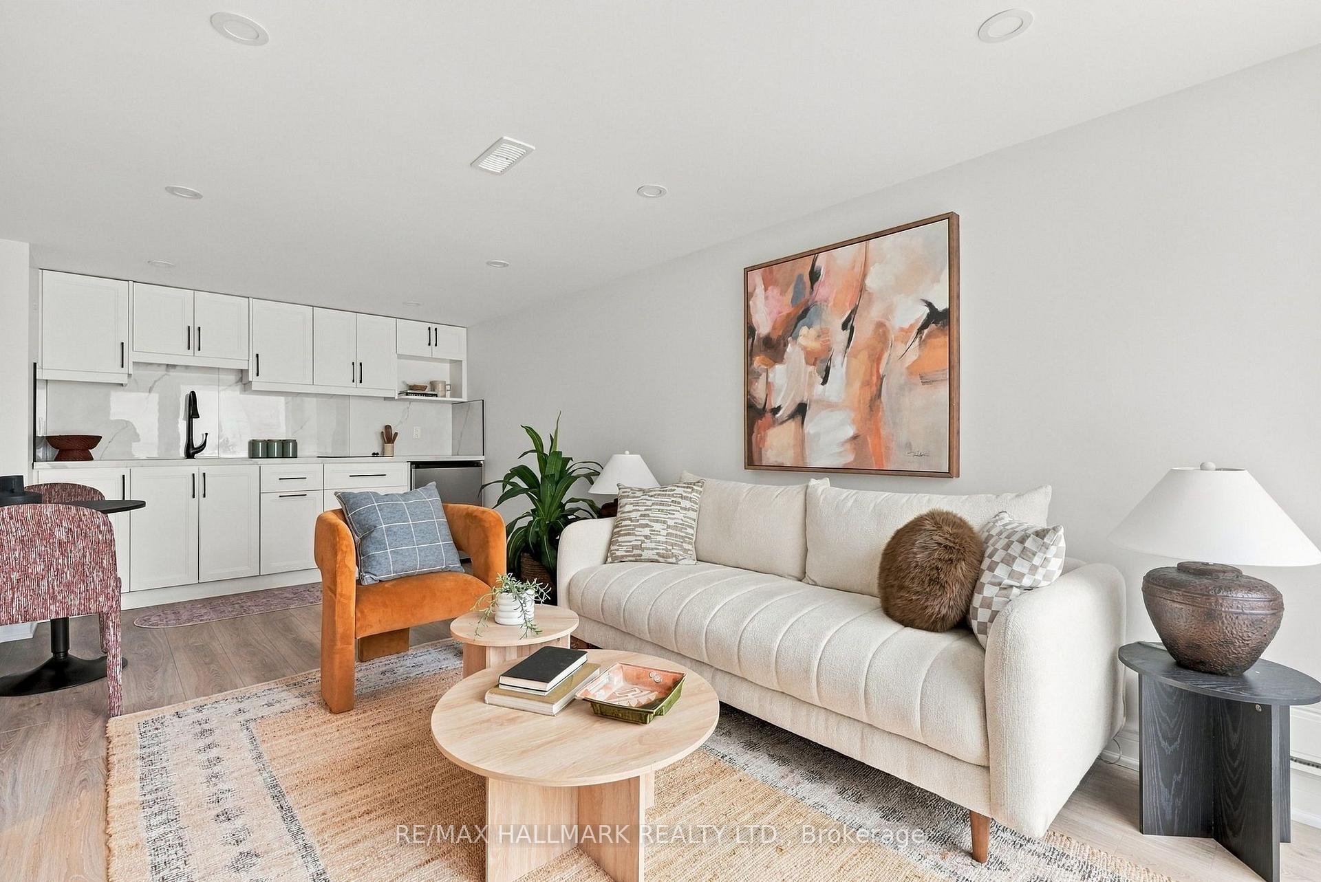 Photo 55 of 91 Glen Davis Crescent, Toronto, East End-Danforth — HOMEH