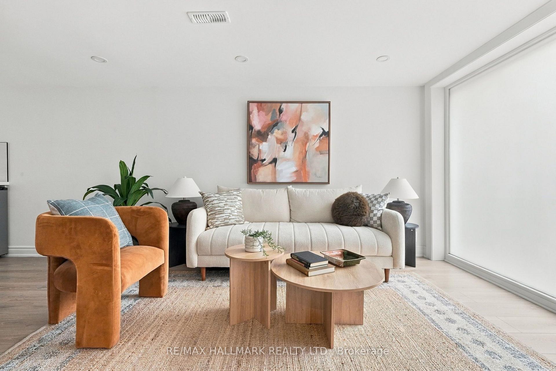 Photo 57 of 91 Glen Davis Crescent, Toronto, East End-Danforth — HOMEH