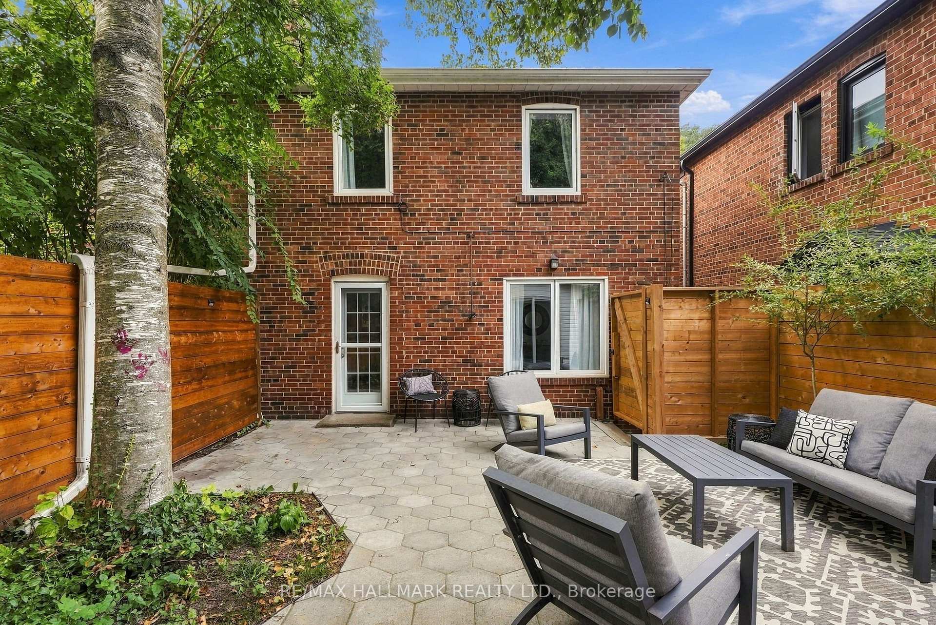 Photo 71 of 91 Glen Davis Crescent, Toronto, East End-Danforth — HOMEH