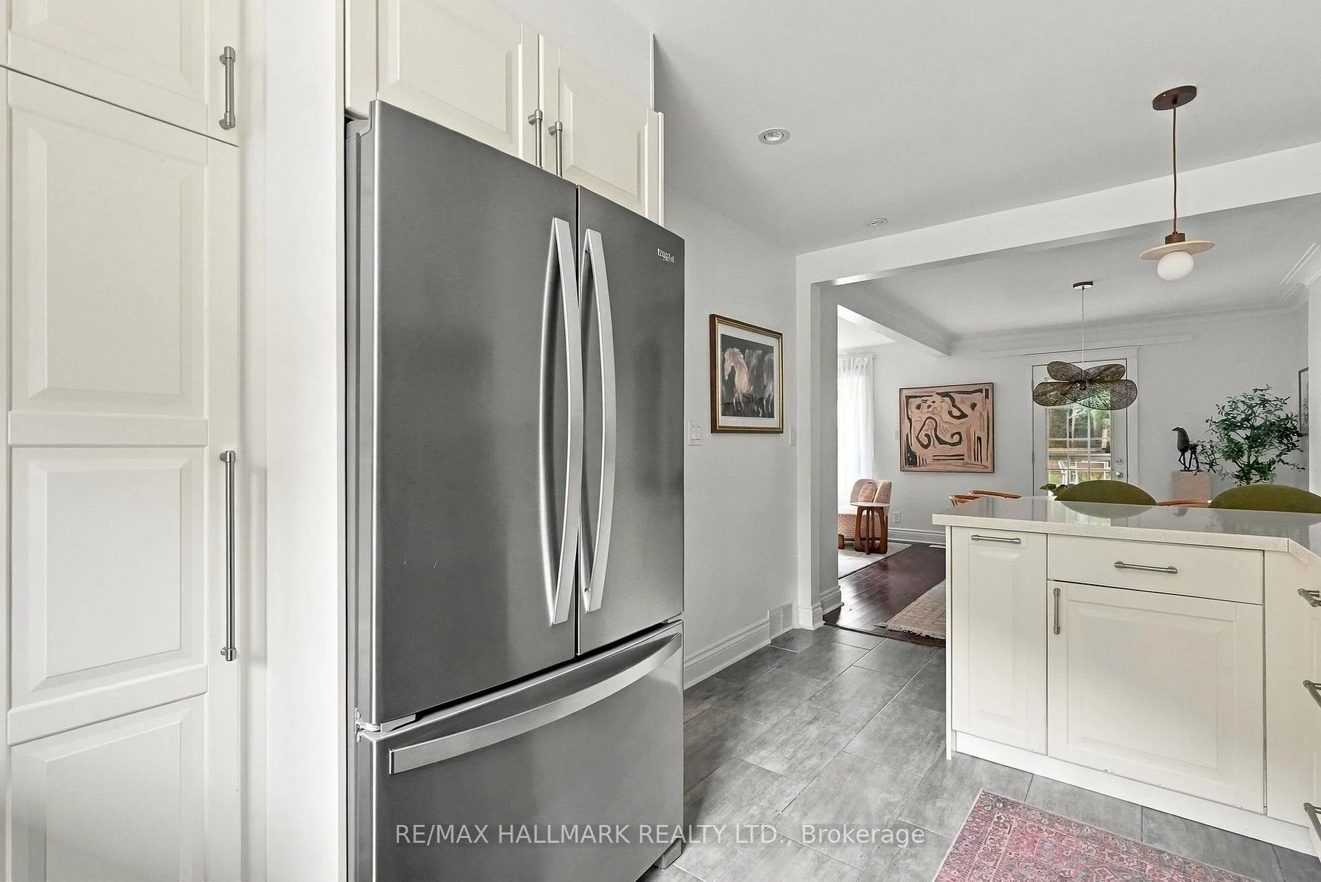 Photo 18 of 91 Glen Davis Crescent, Toronto, East End-Danforth — HOMEH
