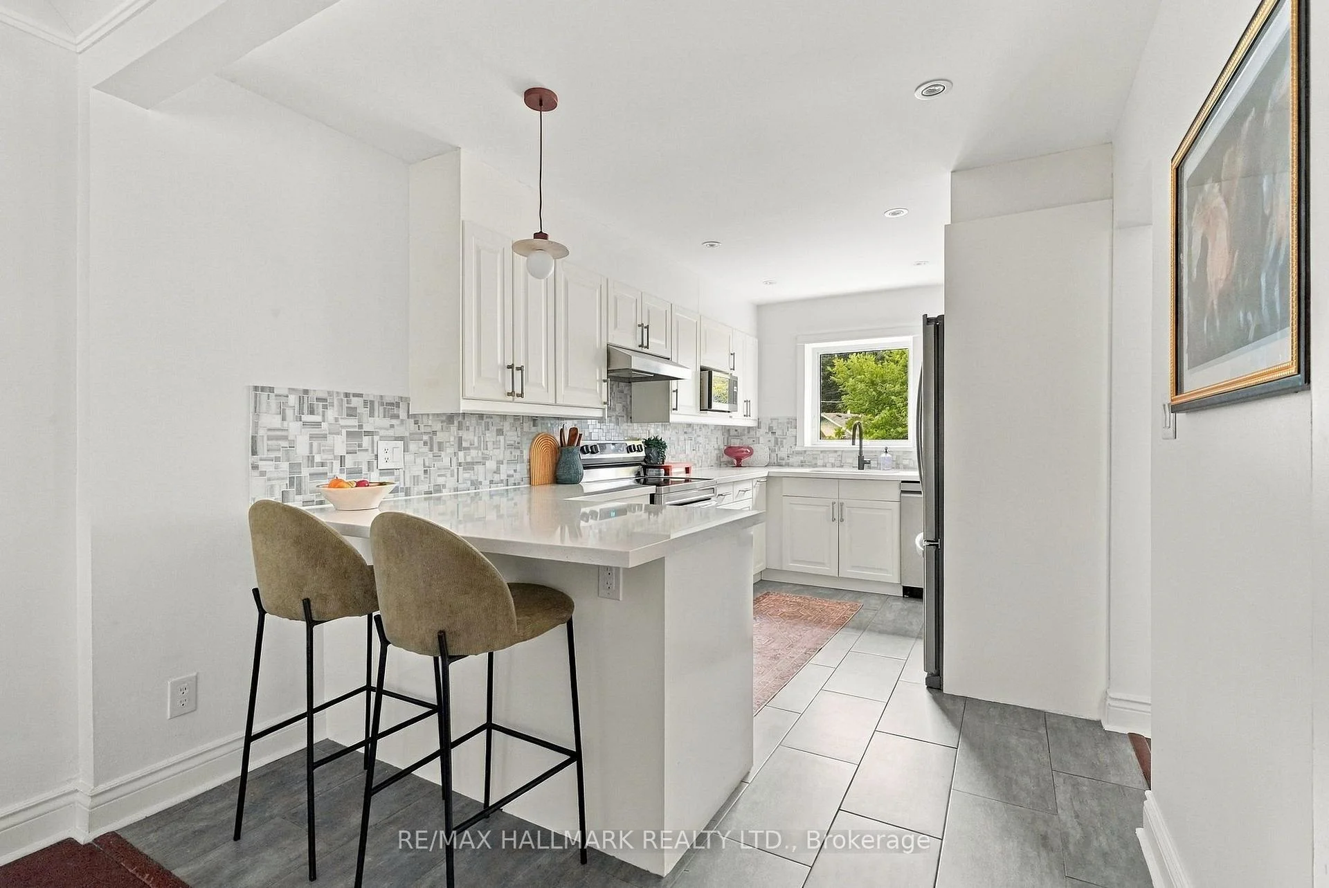 Photo 20 of 91 Glen Davis Crescent, Toronto, East End-Danforth — HOMEH