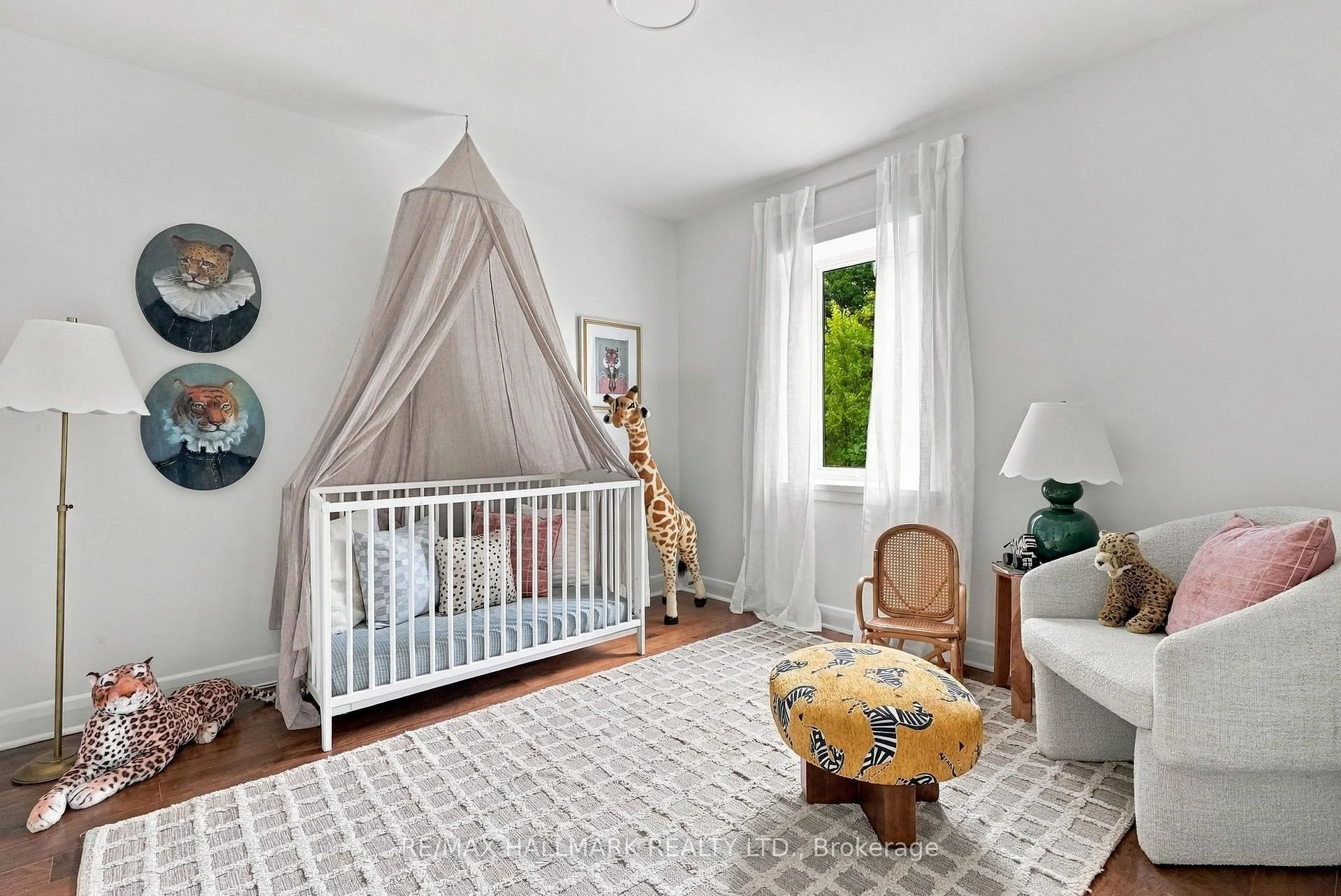 Photo 42 of 91 Glen Davis Crescent, Toronto, East End-Danforth — HOMEH