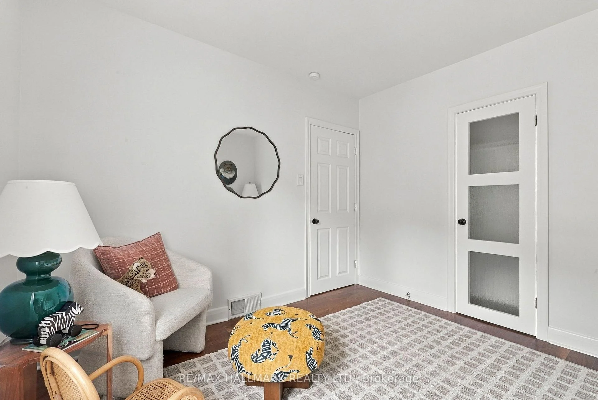 Photo 44 of 91 Glen Davis Crescent, Toronto, East End-Danforth — HOMEH