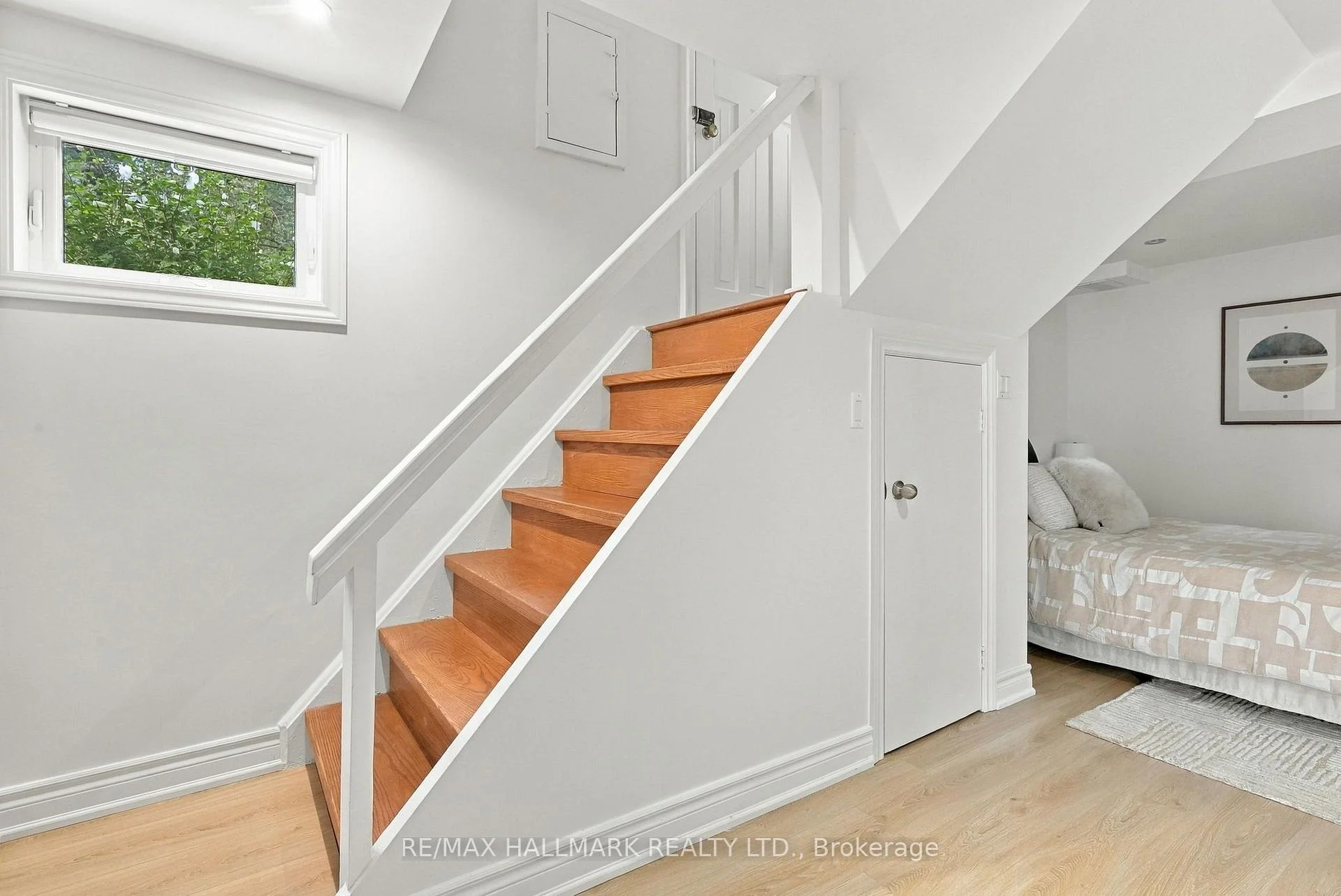 Photo 50 of 91 Glen Davis Crescent, Toronto, East End-Danforth — HOMEH