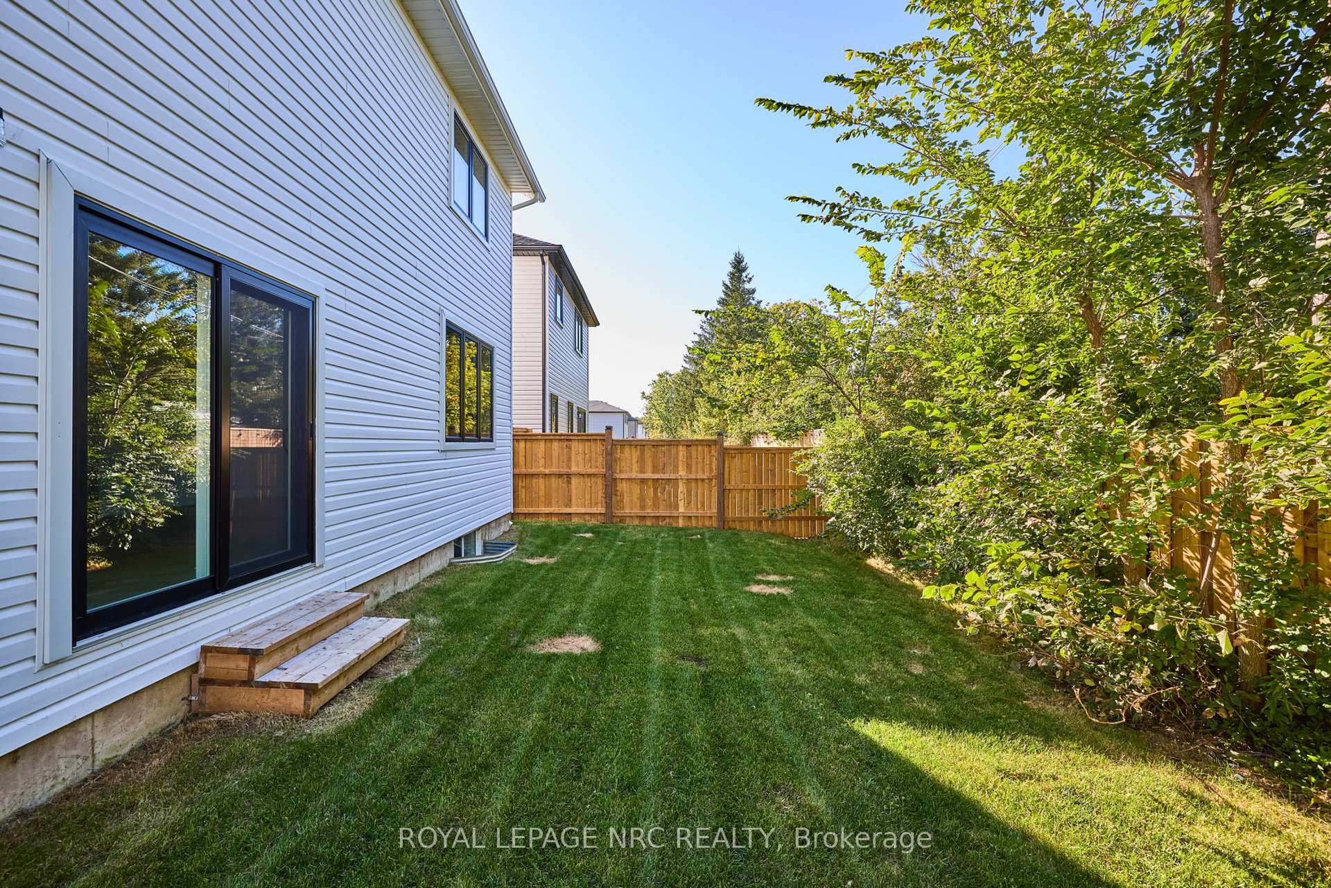 Photo 3 of 185 Hodgkins Avenue, Thorold, Allanburg/Thorold South — HOMEH
