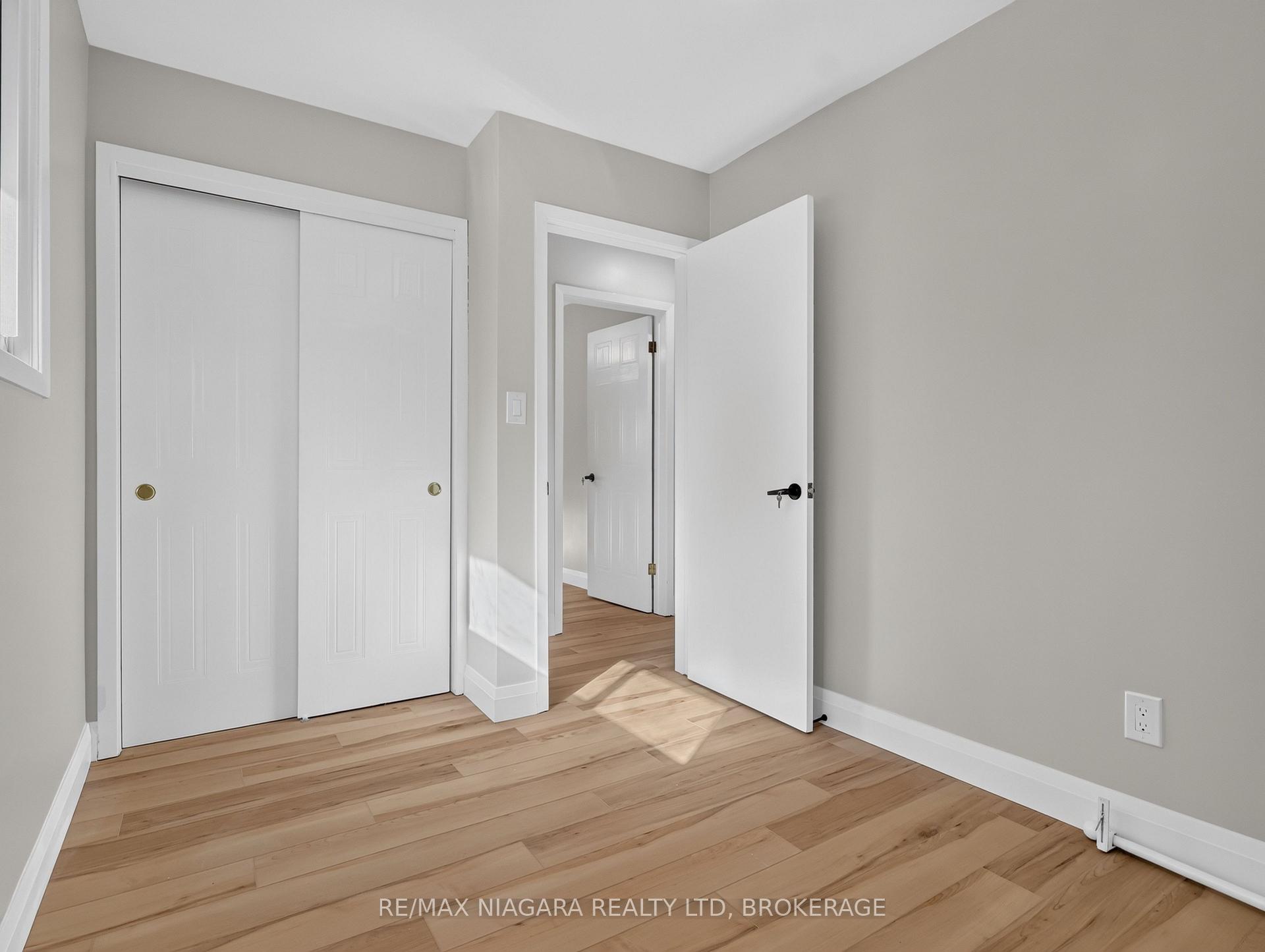 Photo 30 of 82 Regent Drive, St. Catharines, Vine/Linwell — HOMEH