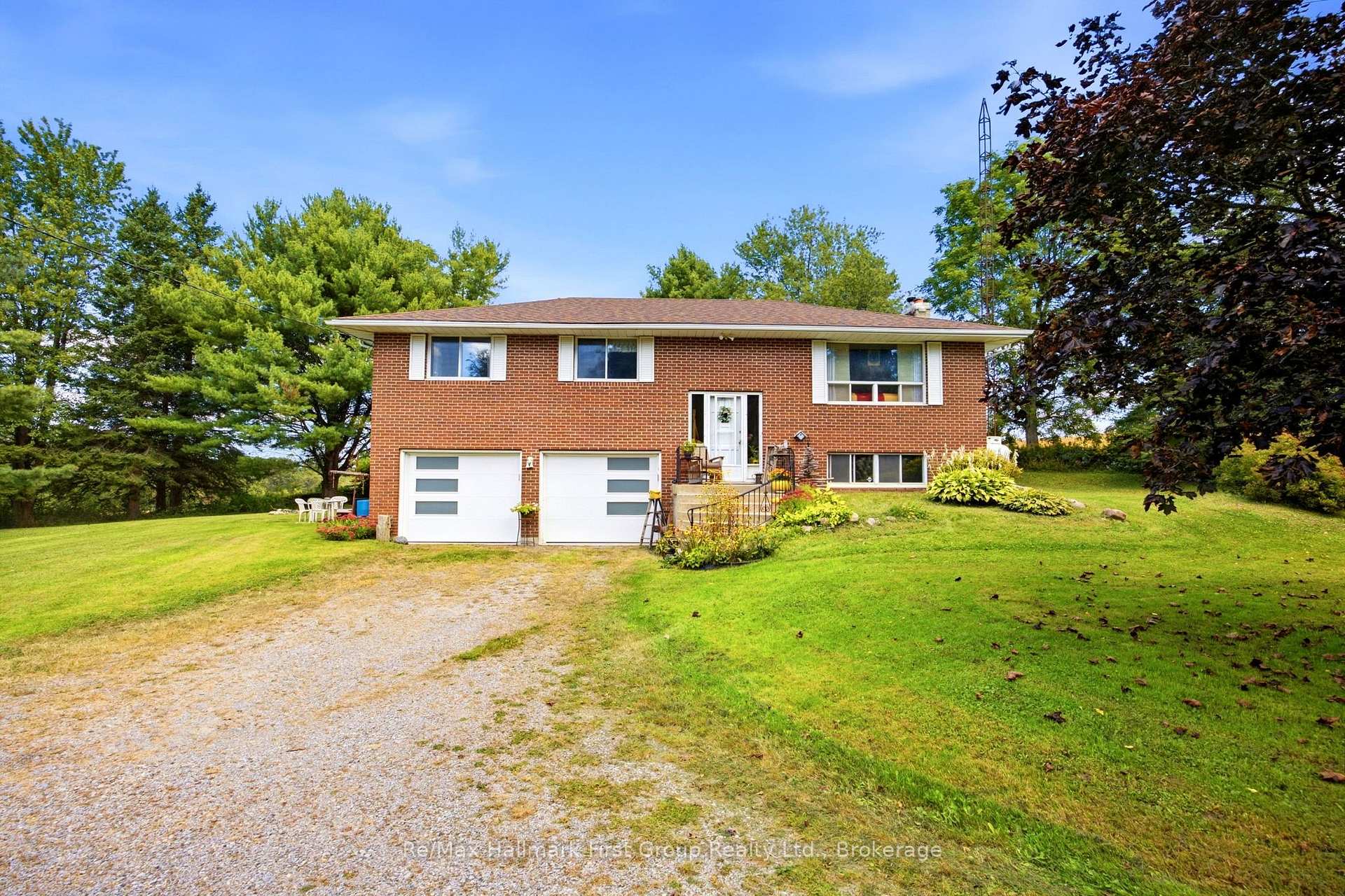 Front of 1340 6th Line, Newtonville