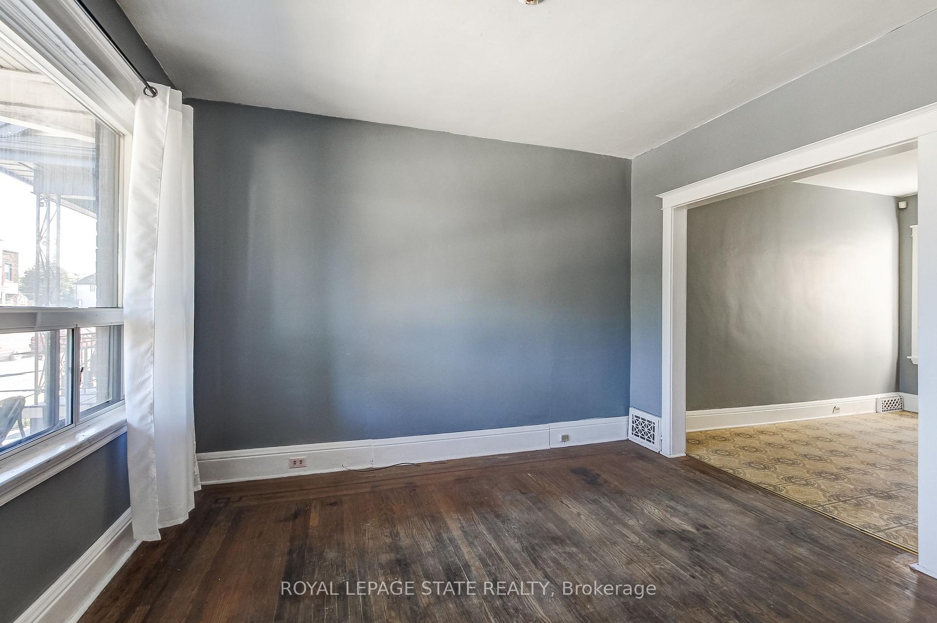 Photo 6 of 69 Gage Avenue N, Hamilton, Stipley — HOMEH