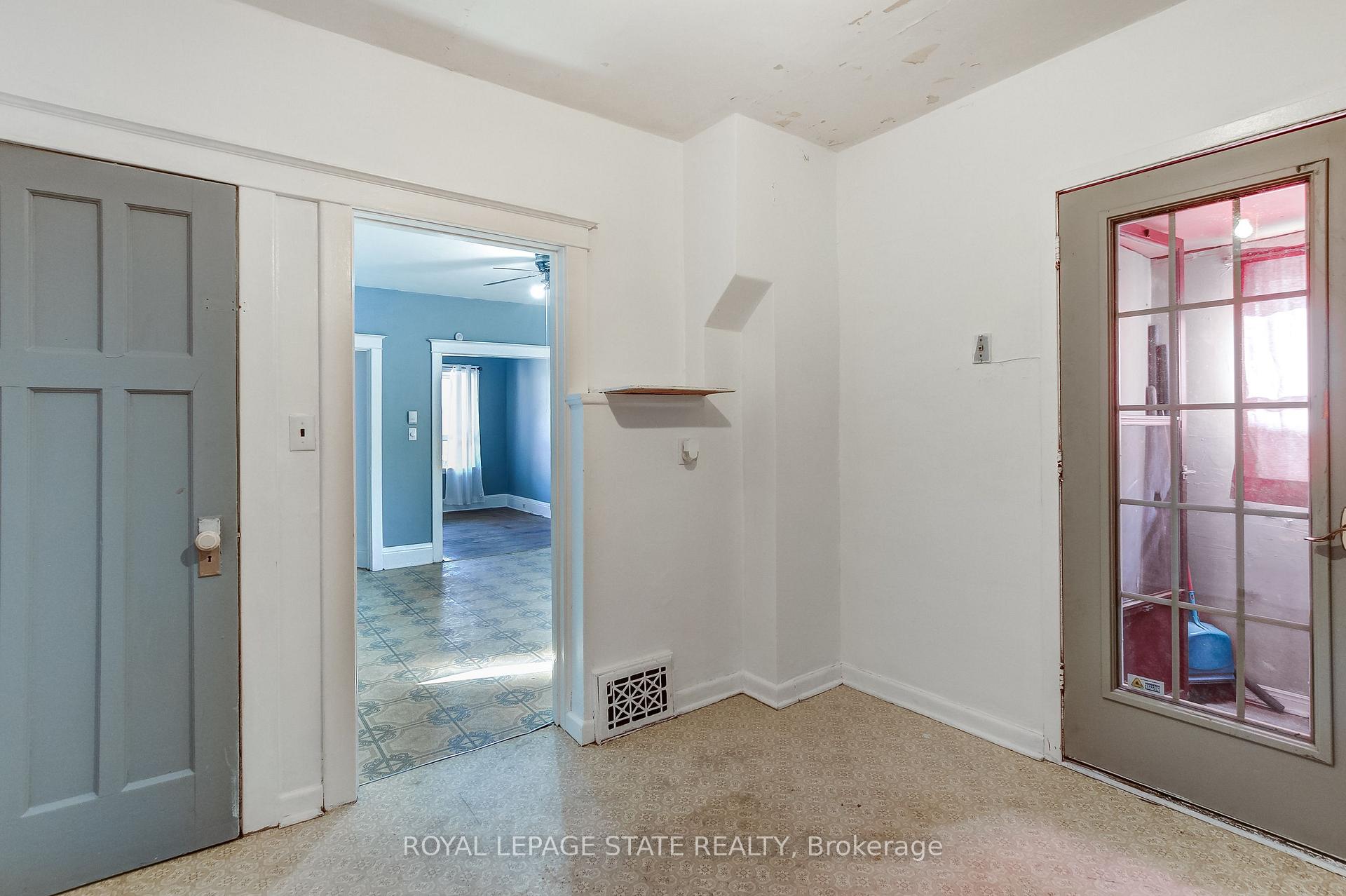 Photo 12 of 69 Gage Avenue N, Hamilton, Stipley — HOMEH