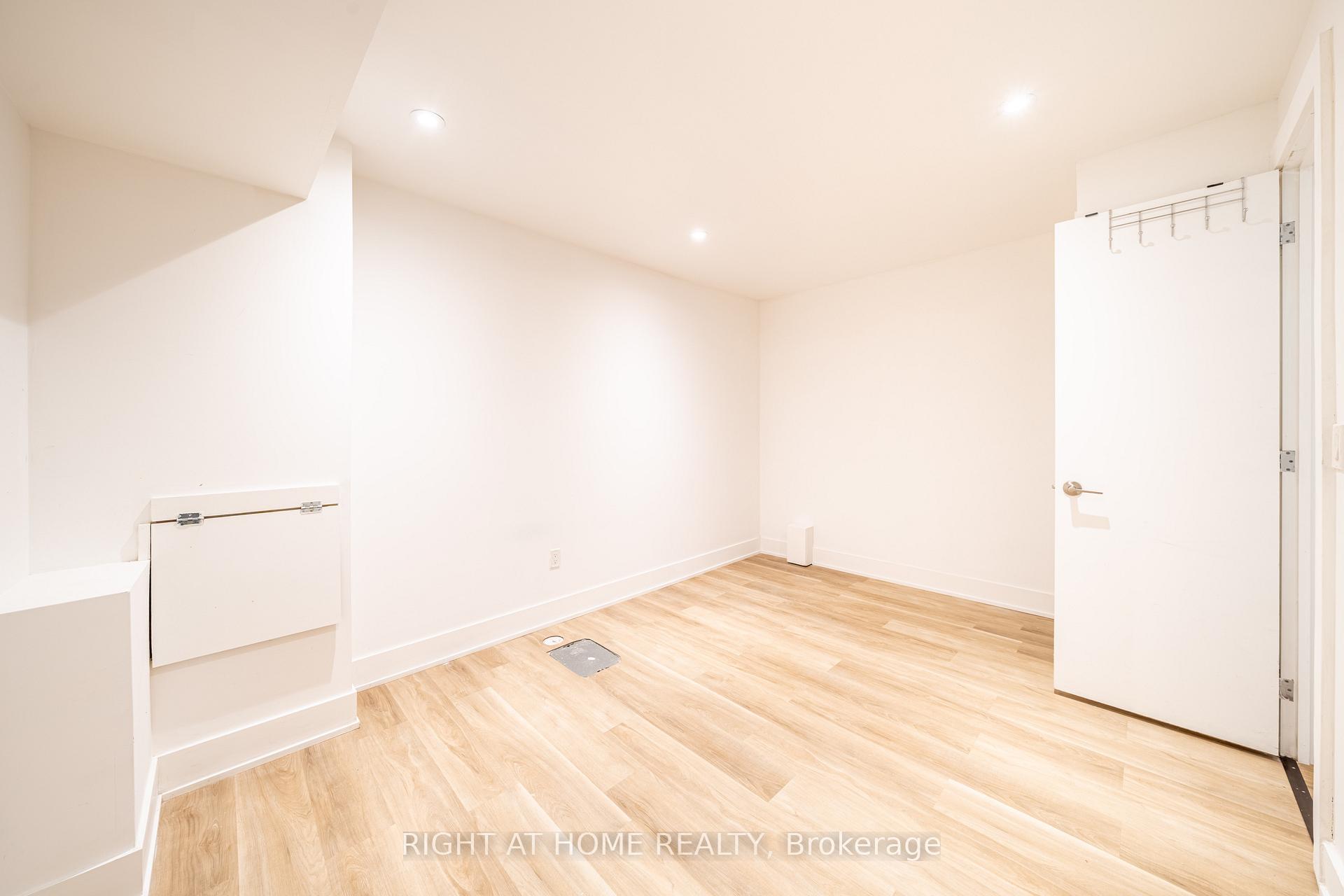 Photo 9 of Unit Lower, 49 B East Drive, Toronto, Rockcliffe-Smythe — HOMEH