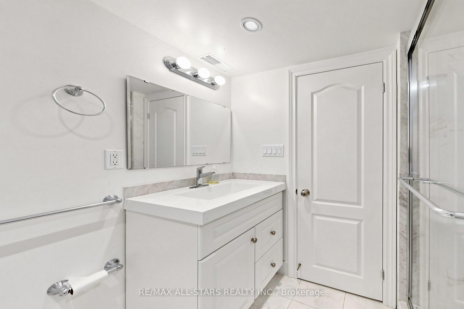 Photo 15 of Unit Basement, 68 Macpherson Avenue, Toronto, The Annex — HOMEH