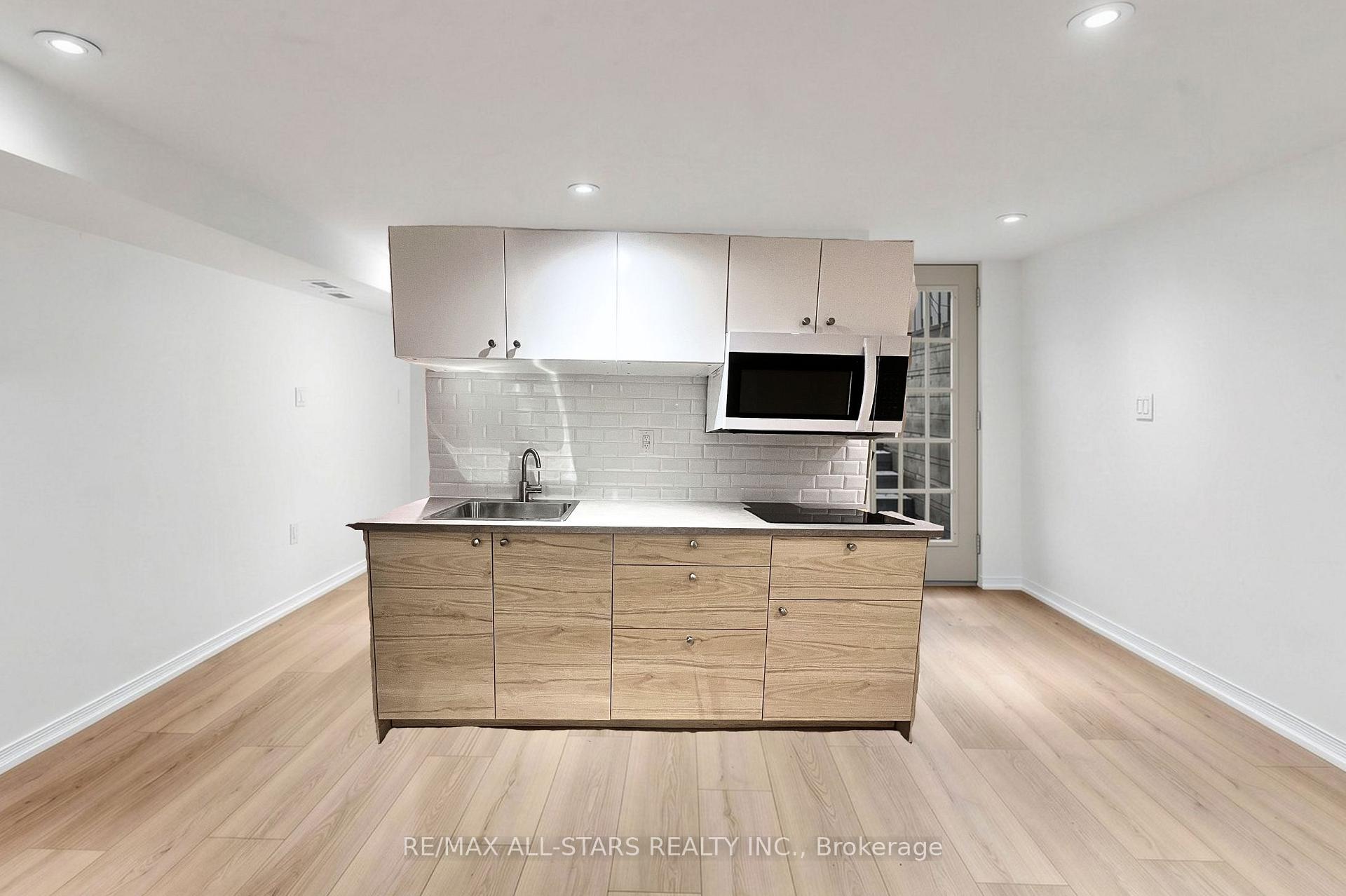 Photo 17 of Unit Basement, 68 Macpherson Avenue, Toronto, The Annex — HOMEH