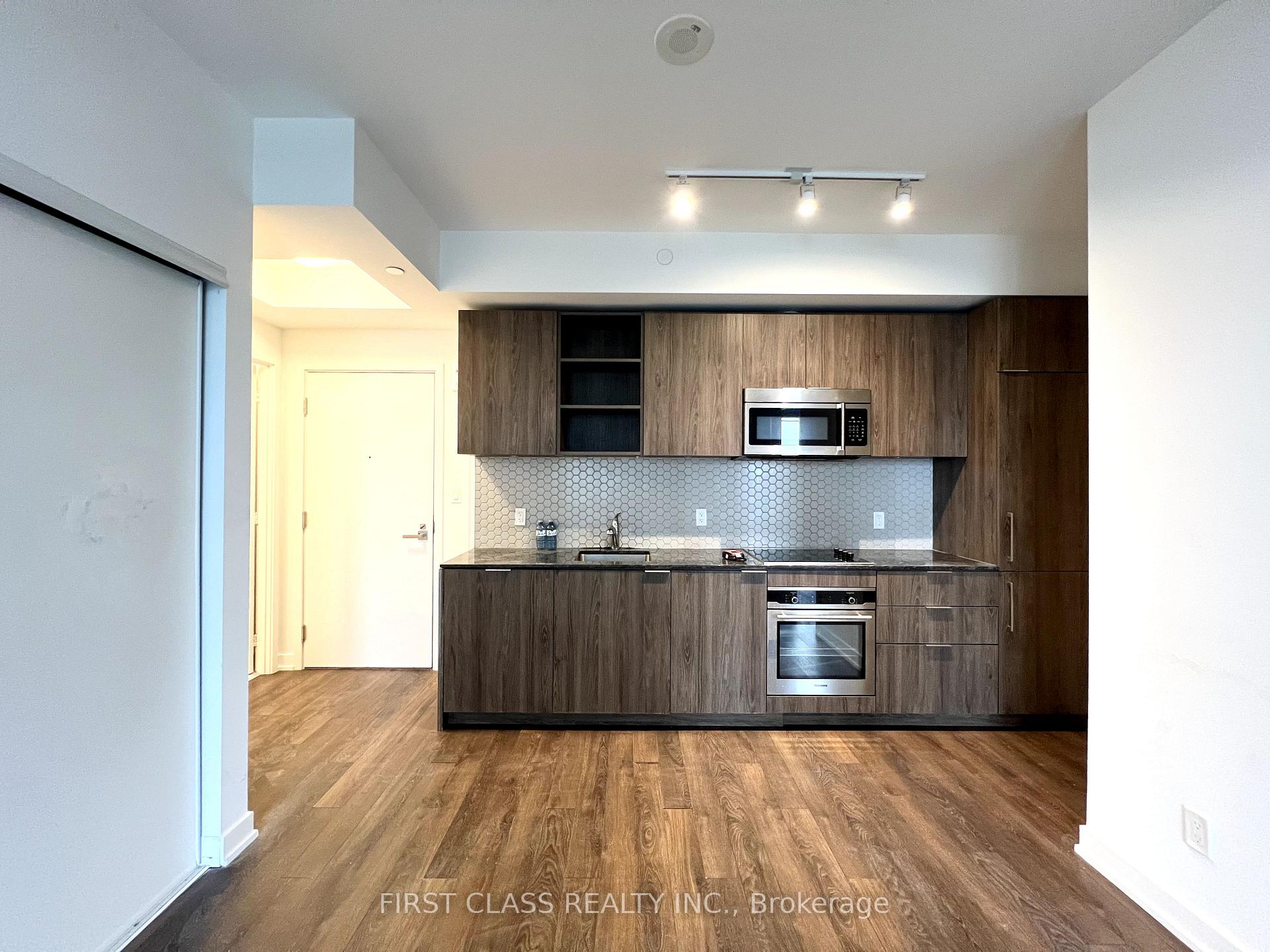Photo of Unit 1401, 50 Ordnance Street