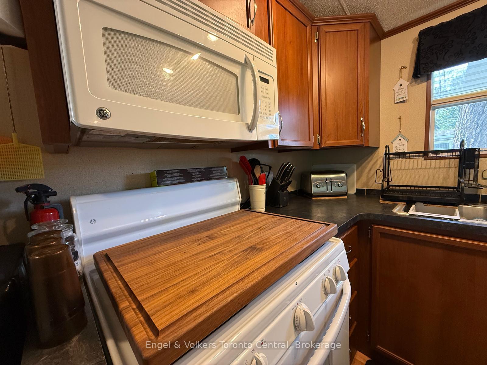 Photo 6 of Unit W 39, 7489 Sideroad 5, Wellington North, Rural Wellington North — HOMEH