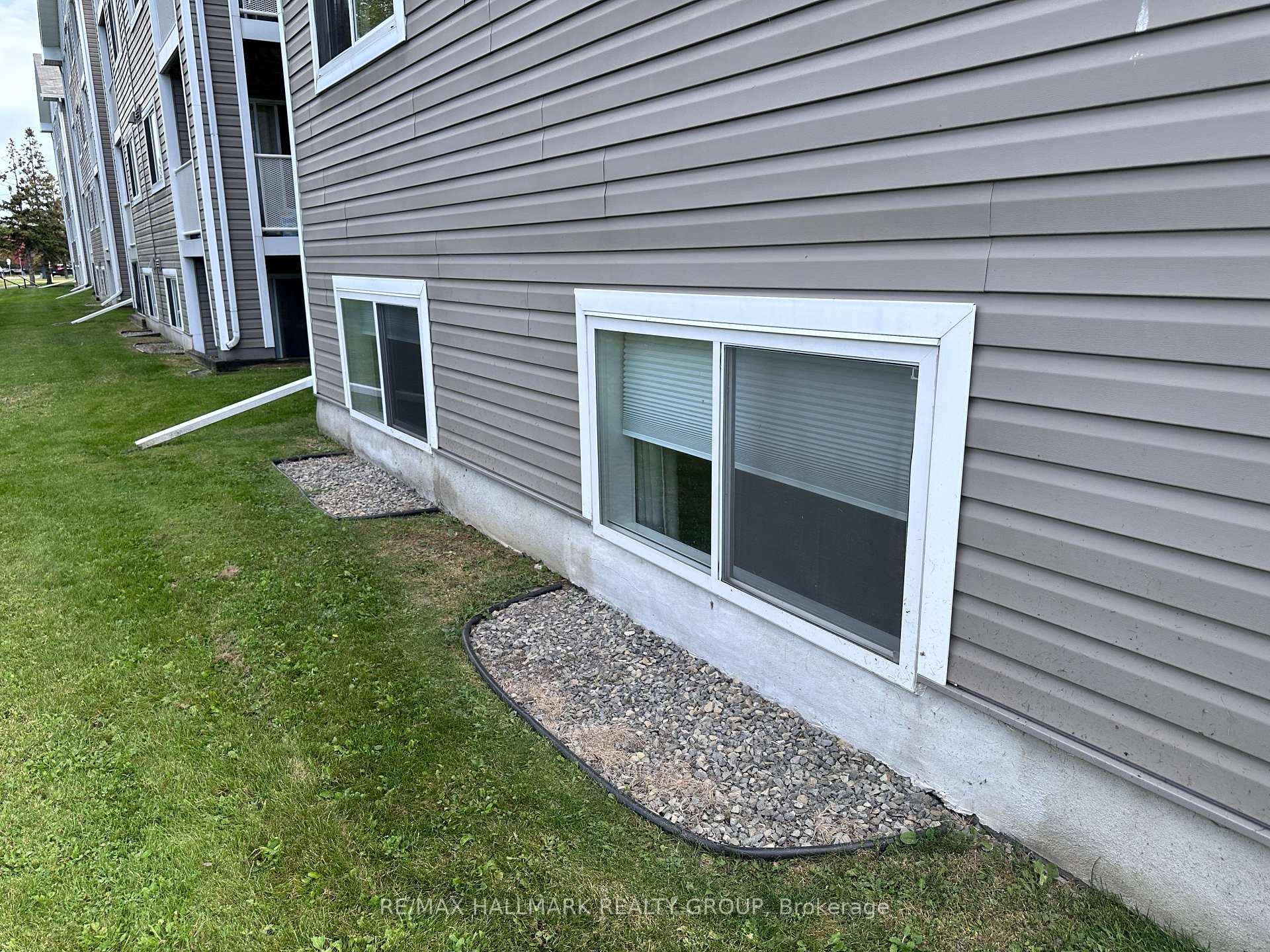 Photo 2 of Unit 102, 316 Lorry Greenberg Drive, Ottawa, Hunt Club Park/Greenboro — HOMEH