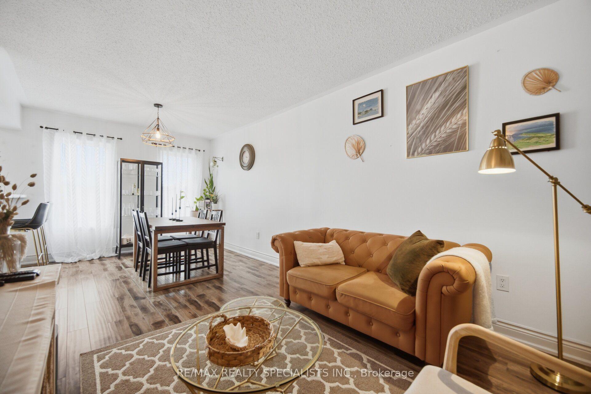 Photo 12 of 220 Mortimer Crescent, Milton, Harrison — HOMEH