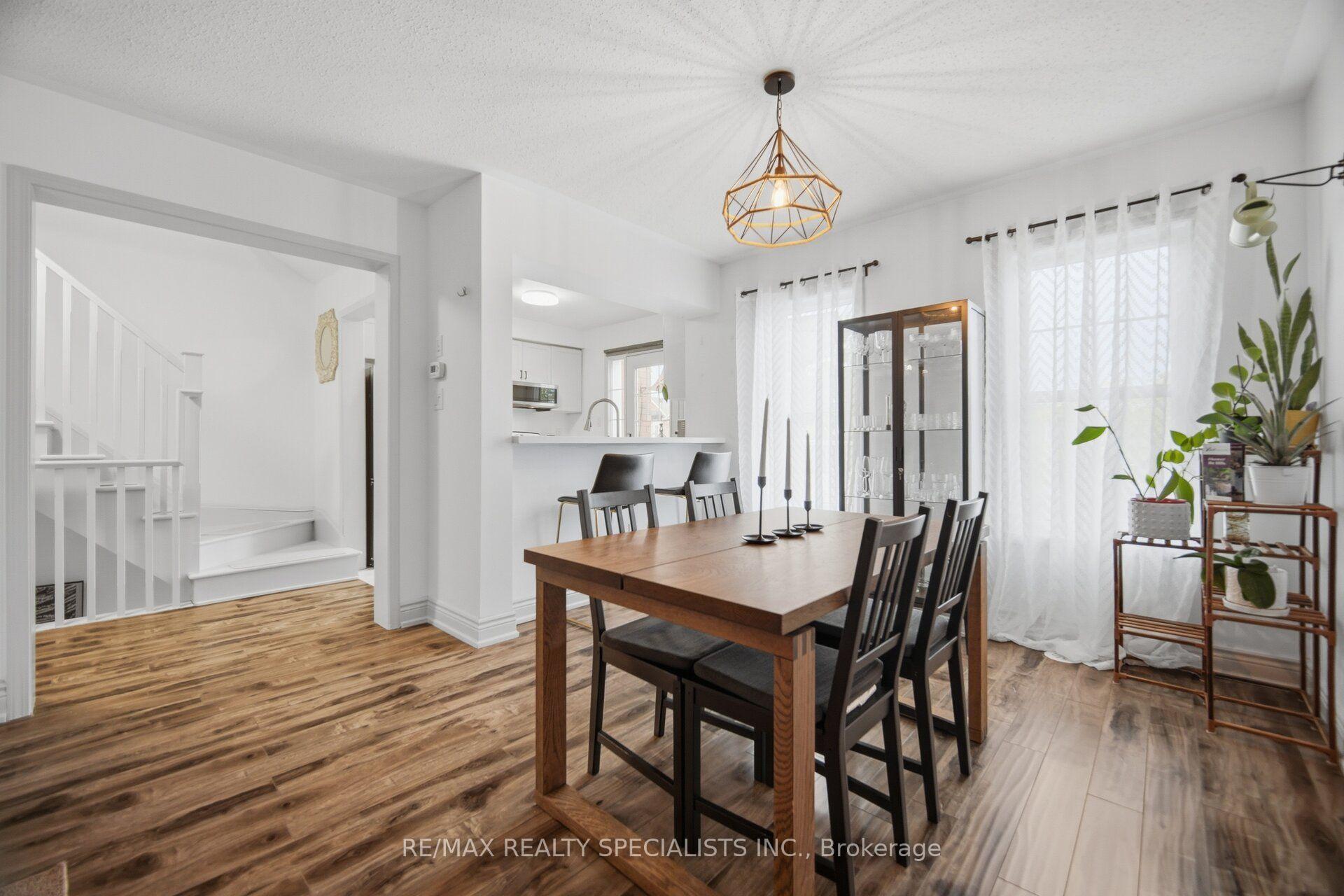 Photo 15 of 220 Mortimer Crescent, Milton, Harrison — HOMEH