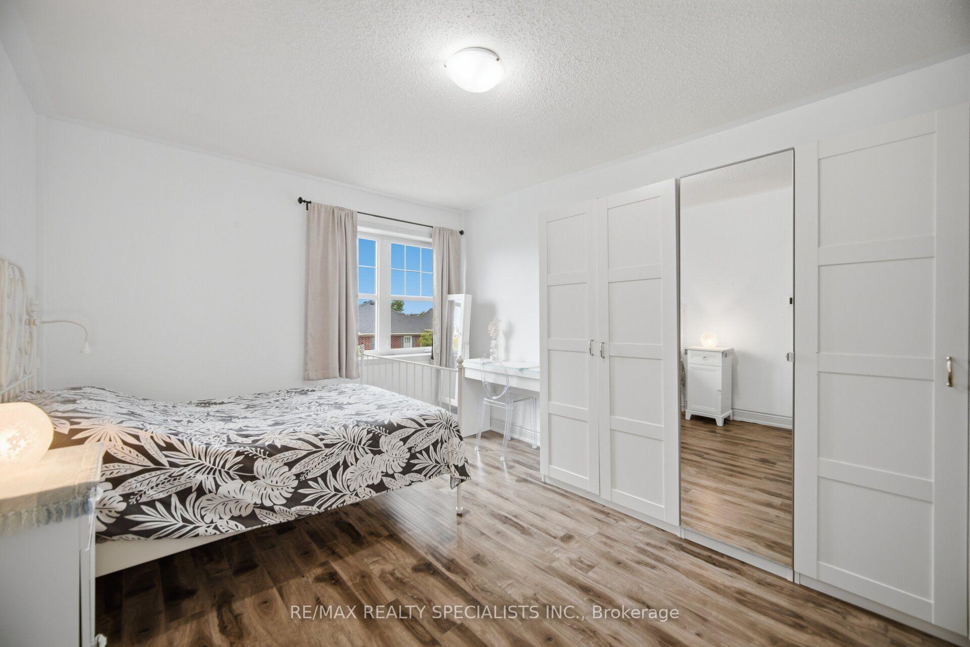 Photo 26 of 220 Mortimer Crescent, Milton, Harrison — HOMEH