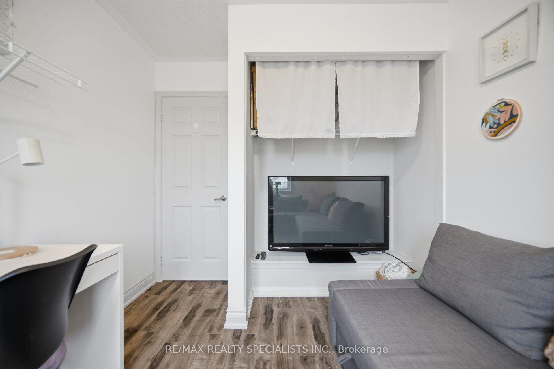 Photo 30 of 220 Mortimer Crescent, Milton, Harrison — HOMEH