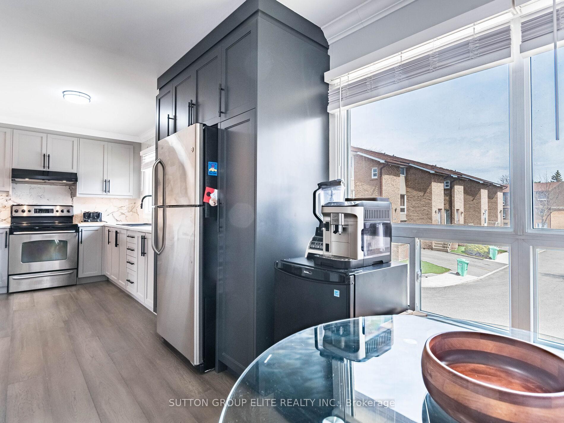 Photo 18 of Unit 8, 640 Rathburn Road E, Mississauga, Rathwood — HOMEH