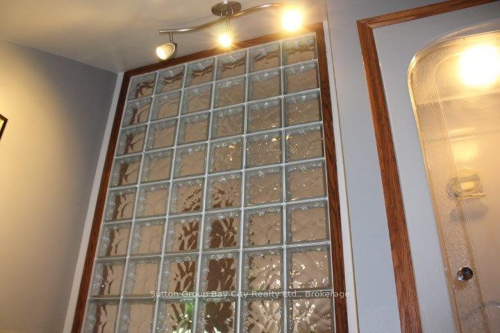 Photo 3 of 131 Rupert Street, Thunder Bay, Mariday Heights — HOMEH