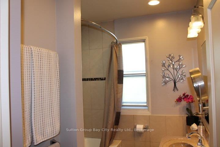 Photo 43 of 131 Rupert Street, Thunder Bay, Mariday Heights — HOMEH