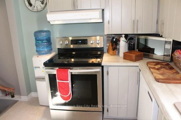 Photo 38 of 131 Rupert Street, Thunder Bay, Mariday Heights — HOMEH