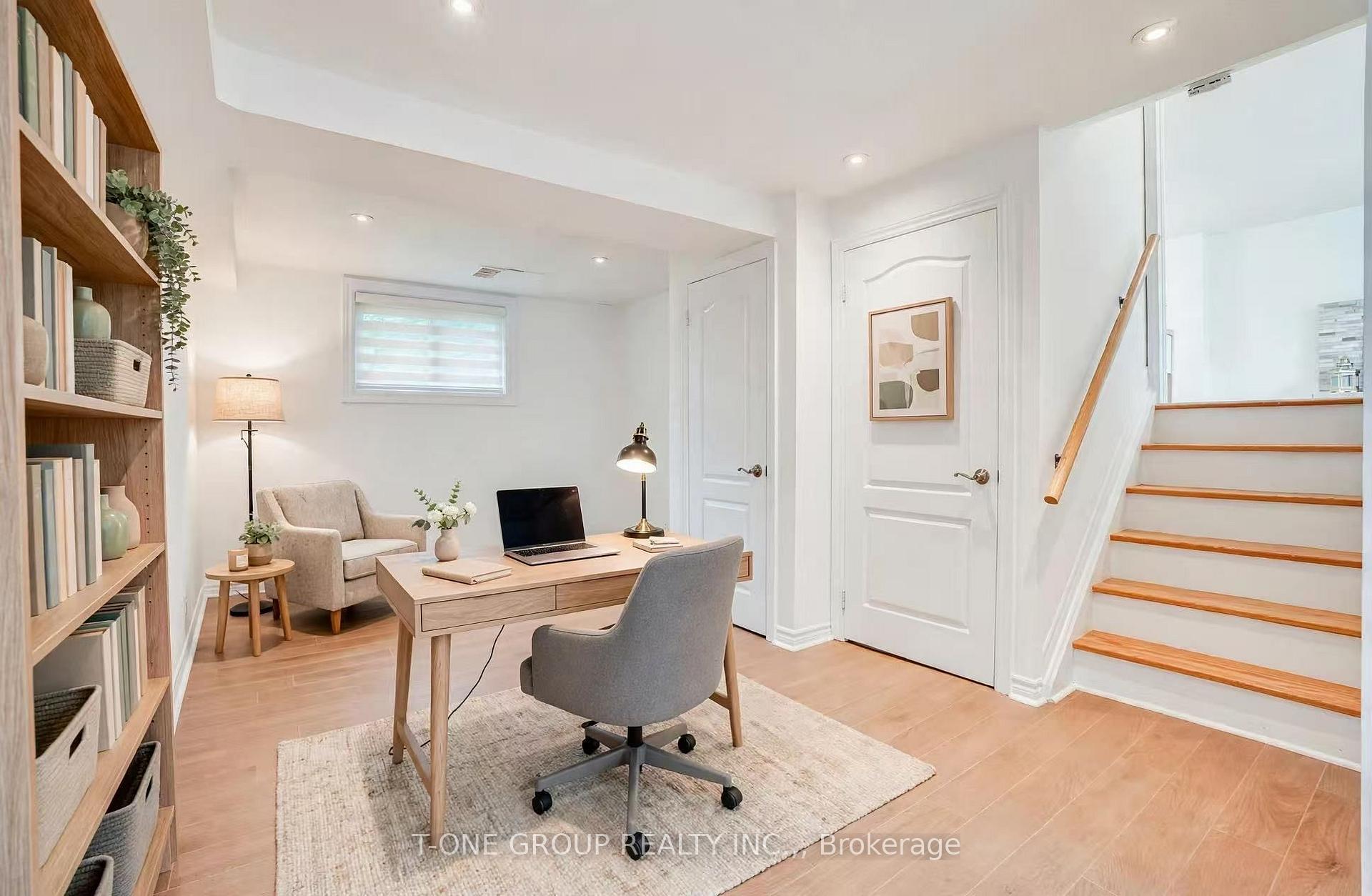 Photo 3 of 77 Parkway Avenue, Markham, Markham Village — HOMEH