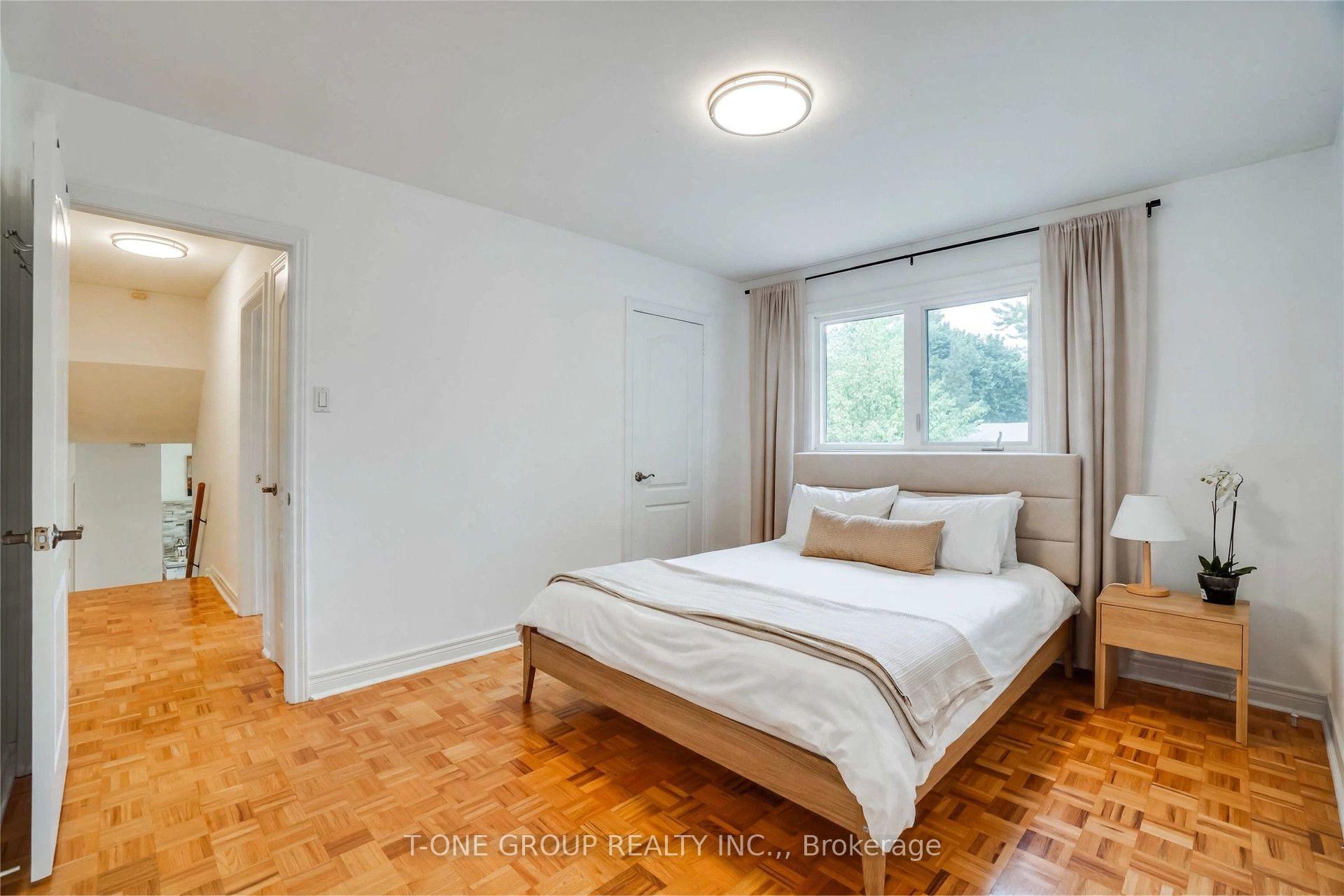 Photo 6 of 77 Parkway Avenue, Markham, Markham Village — HOMEH