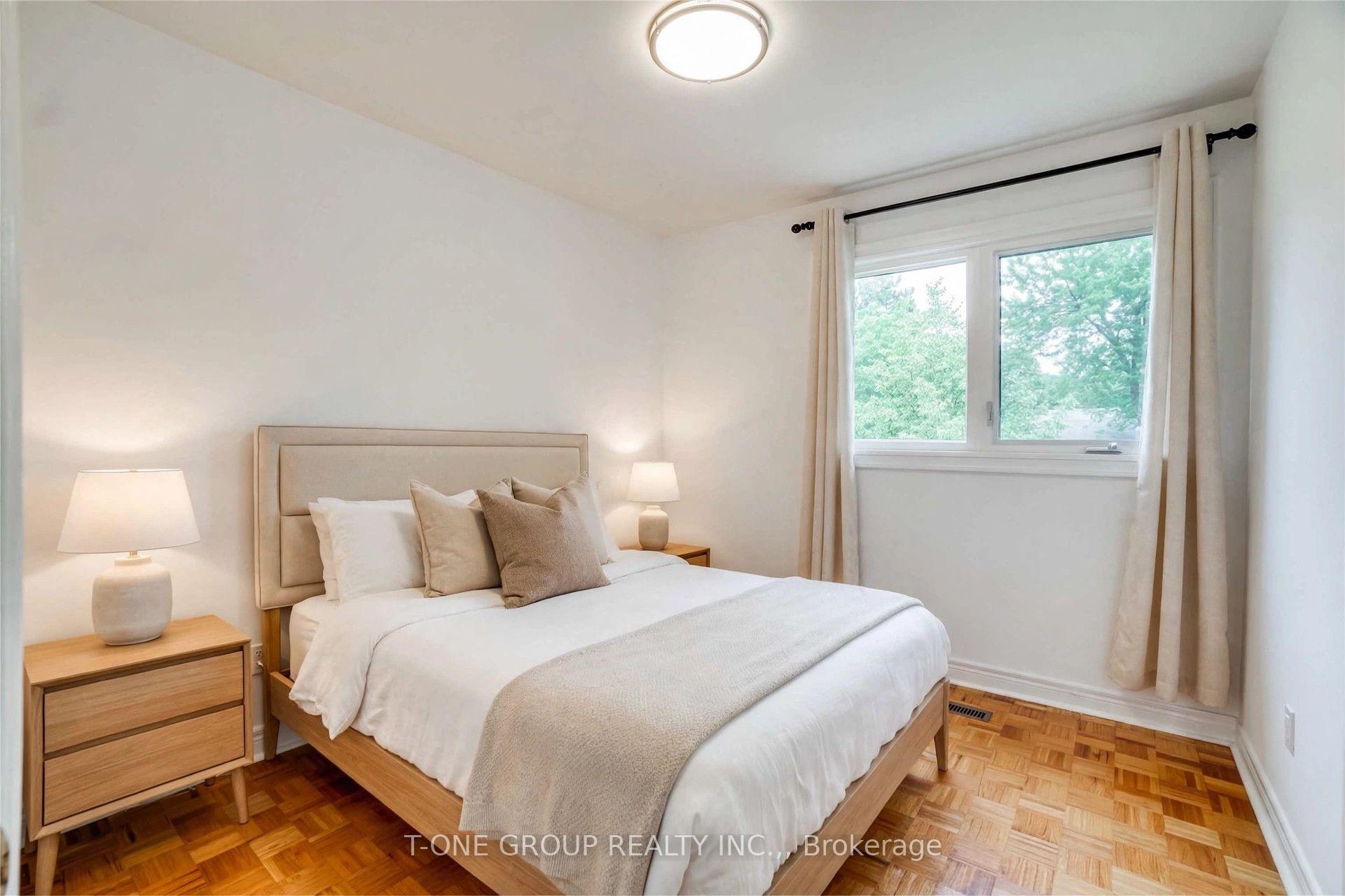 Photo 8 of 77 Parkway Avenue, Markham, Markham Village — HOMEH