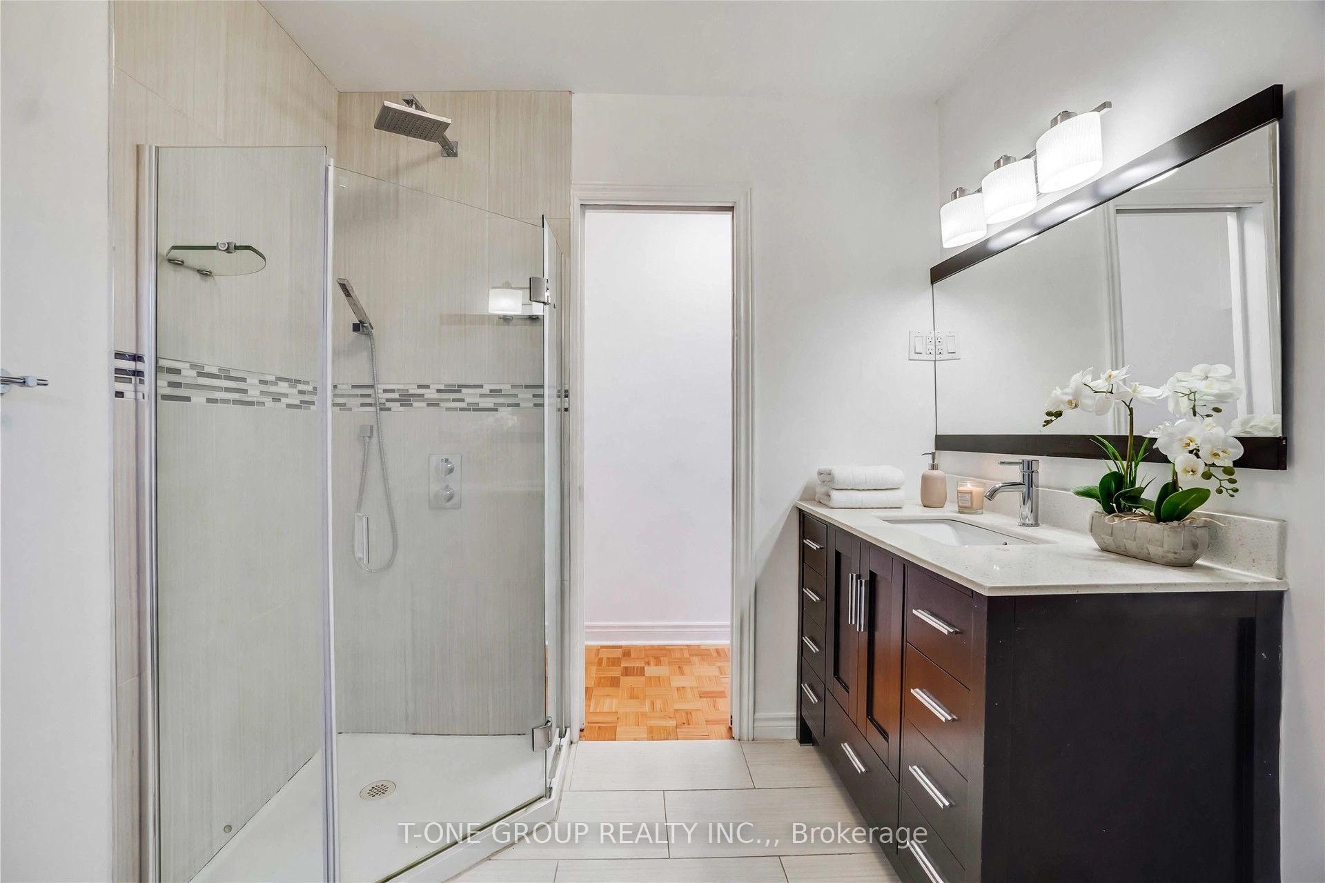 Photo 9 of 77 Parkway Avenue, Markham, Markham Village — HOMEH