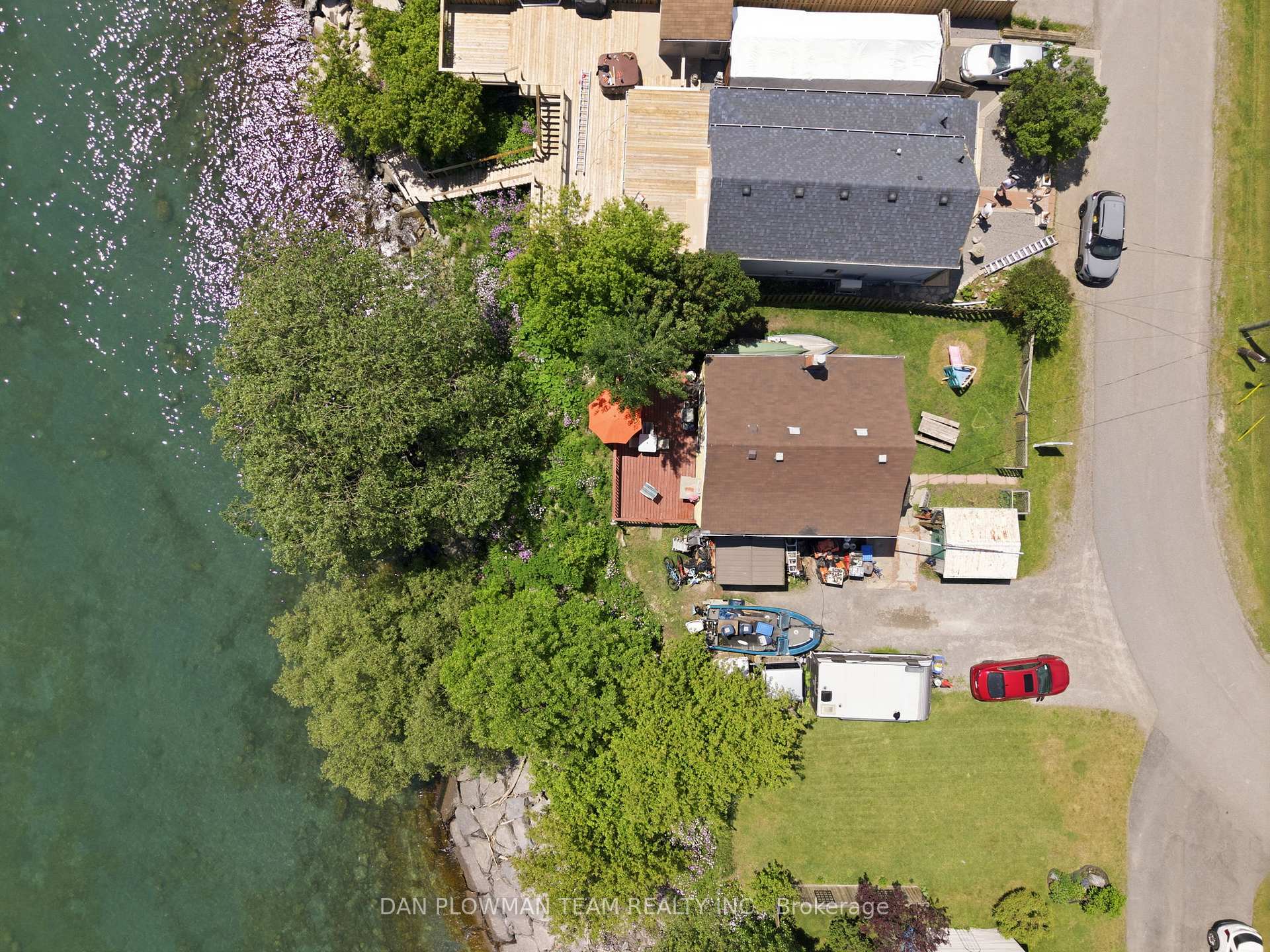 Photo 7 of 78 East Beach Road, Clarington, Bowmanville — HOMEH