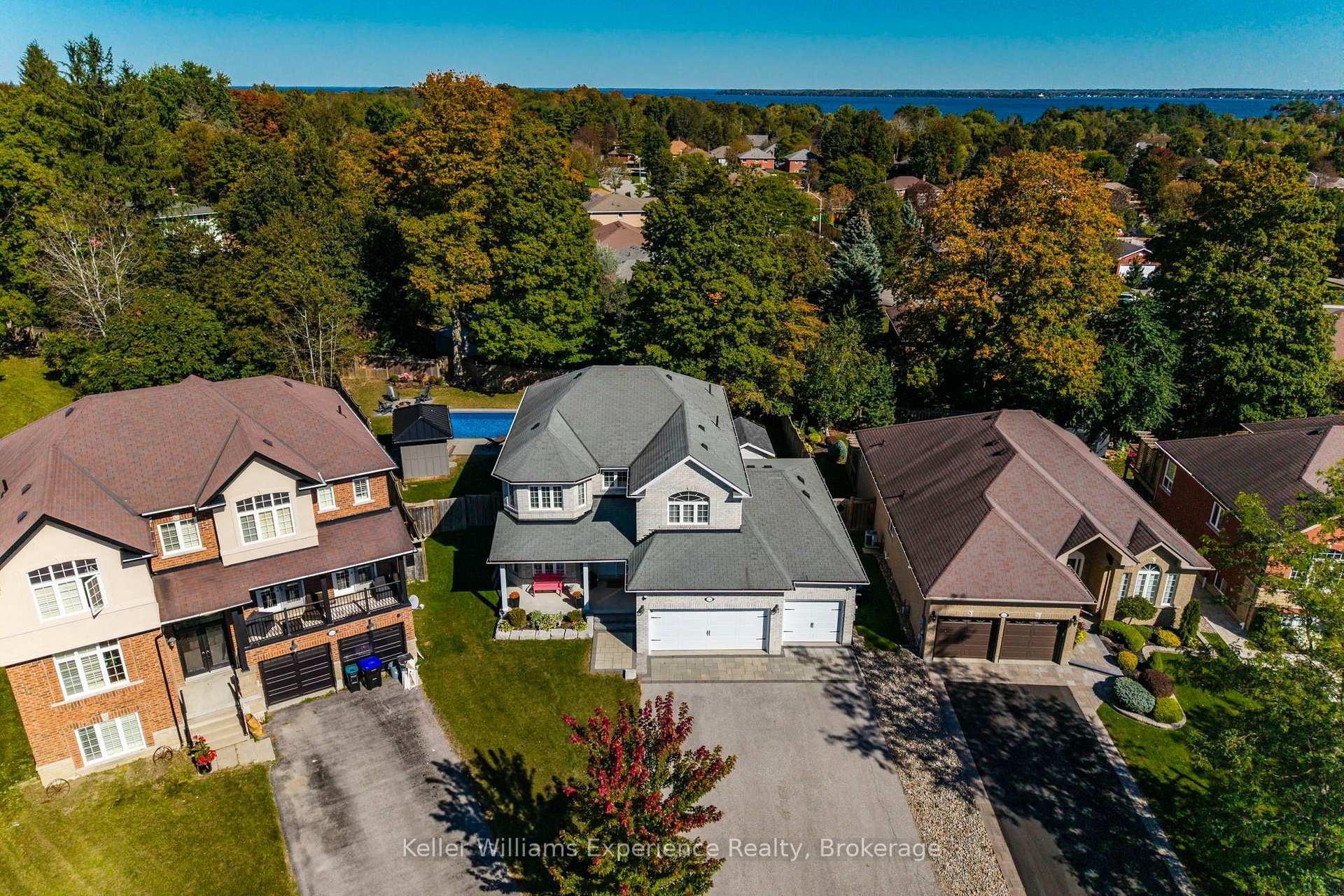 Photo 1 of 2007 Celeste Street, Innisfil, Alcona — HOMEH