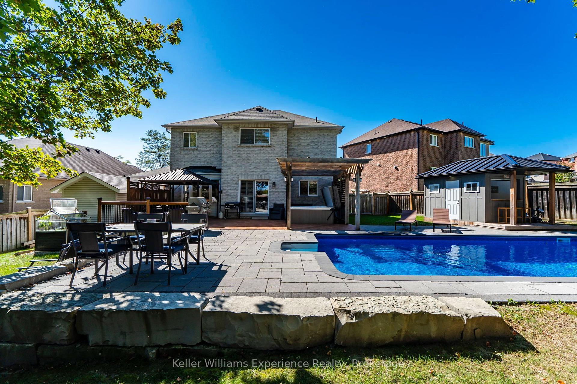 Photo 46 of 2007 Celeste Street, Innisfil, Alcona — HOMEH