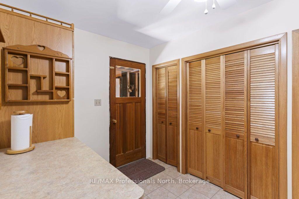 Photo 10 of 1976 Gelert Road, Minden Hills, Minden — HOMEH