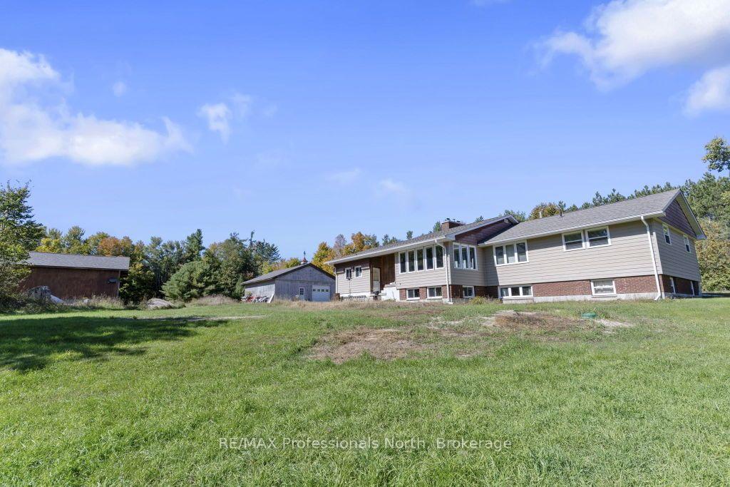 Photo 28 of 1976 Gelert Road, Minden Hills, Minden — HOMEH