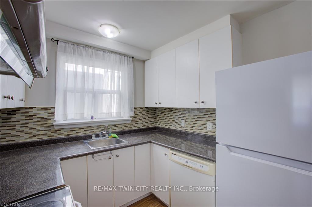 Photo 5 of Unit 11, 63 First Street, Orangeville — HOMEH