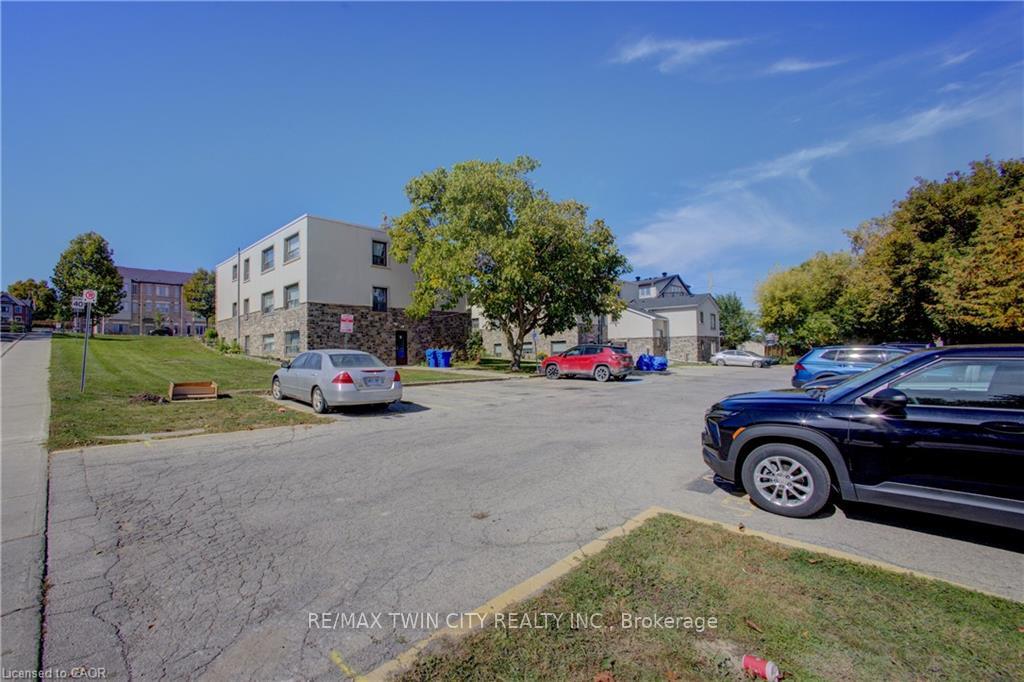 Photo 16 of Unit 11, 63 First Street, Orangeville — HOMEH