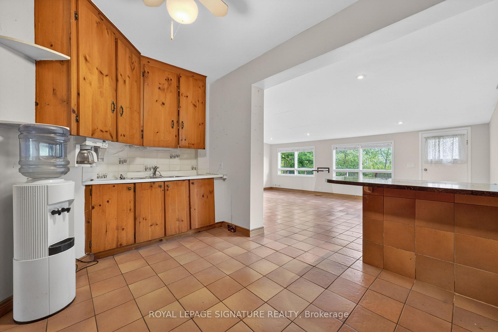 Photo 7 of 429 Rouge Hills Drive, Scarborough, Rouge — HOMEH
