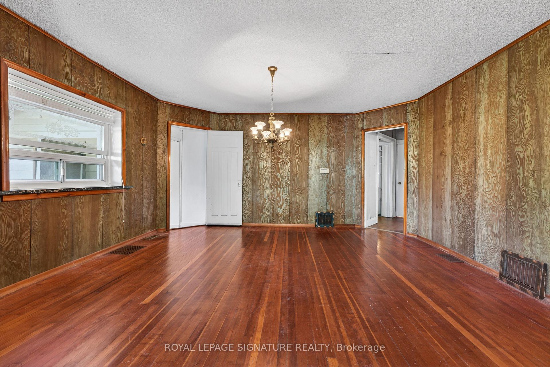 Photo 13 of 429 Rouge Hills Drive, Scarborough, Rouge — HOMEH