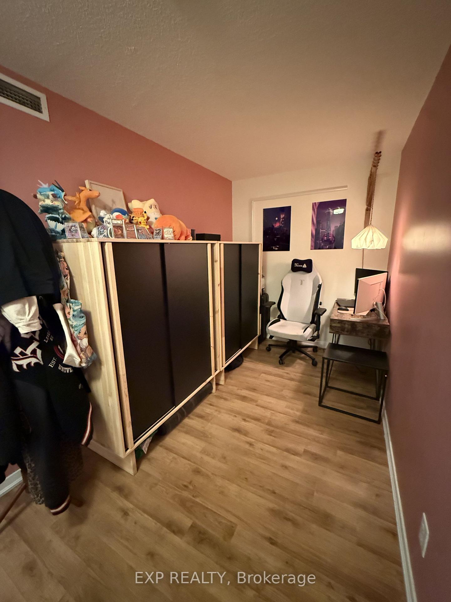 Photo 3 of Unit 1502, 38 Joe Shuster Way, Toronto, South Parkdale — HOMEH