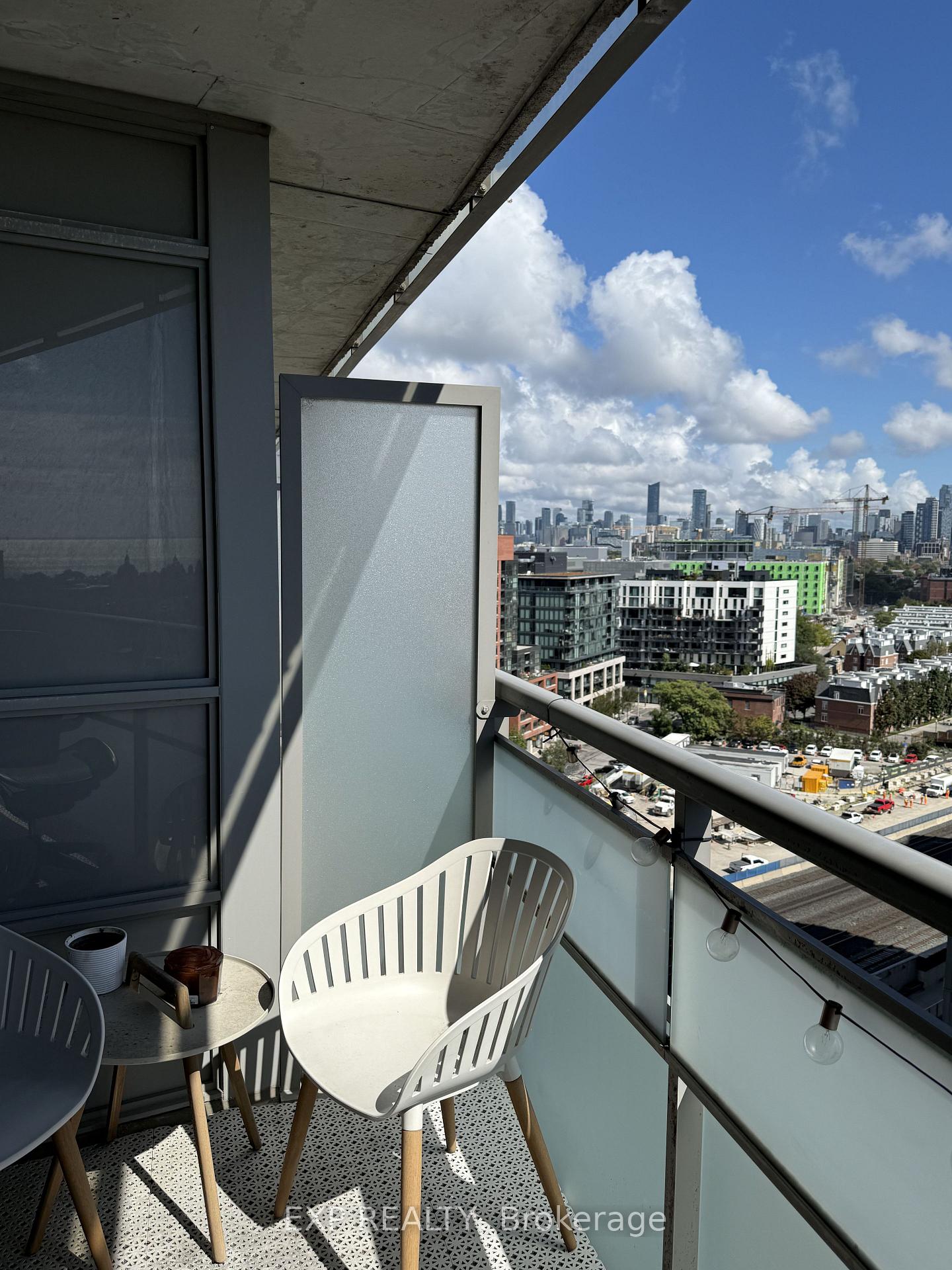 Photo 14 of Unit 1502, 38 Joe Shuster Way, Toronto, South Parkdale — HOMEH